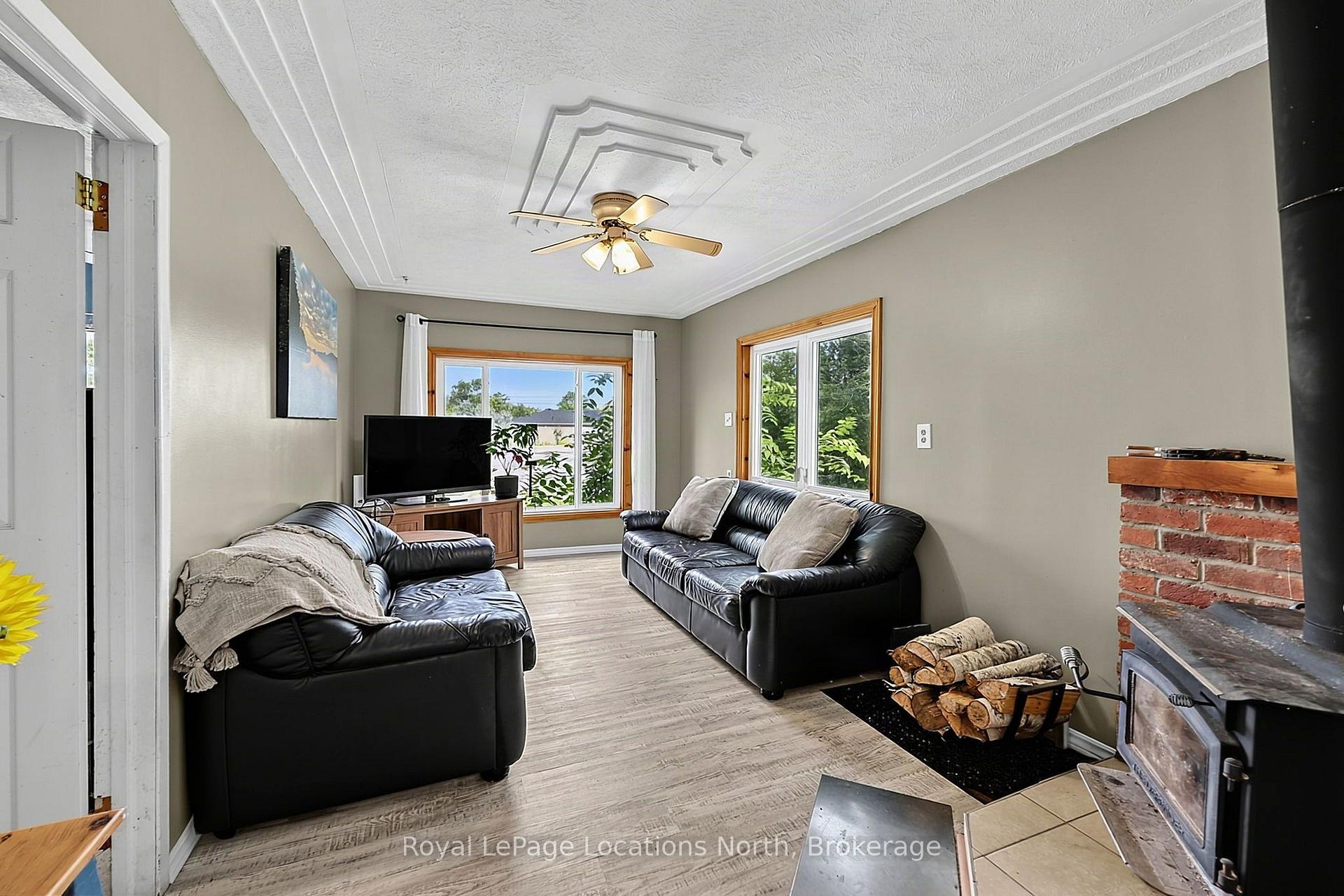 Photo 14 of 9031 Beachwood Road, Wasaga Beach — HOMEH