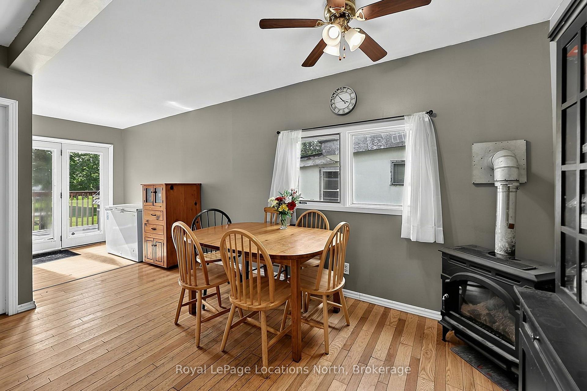 Photo 18 of 9031 Beachwood Road, Wasaga Beach — HOMEH