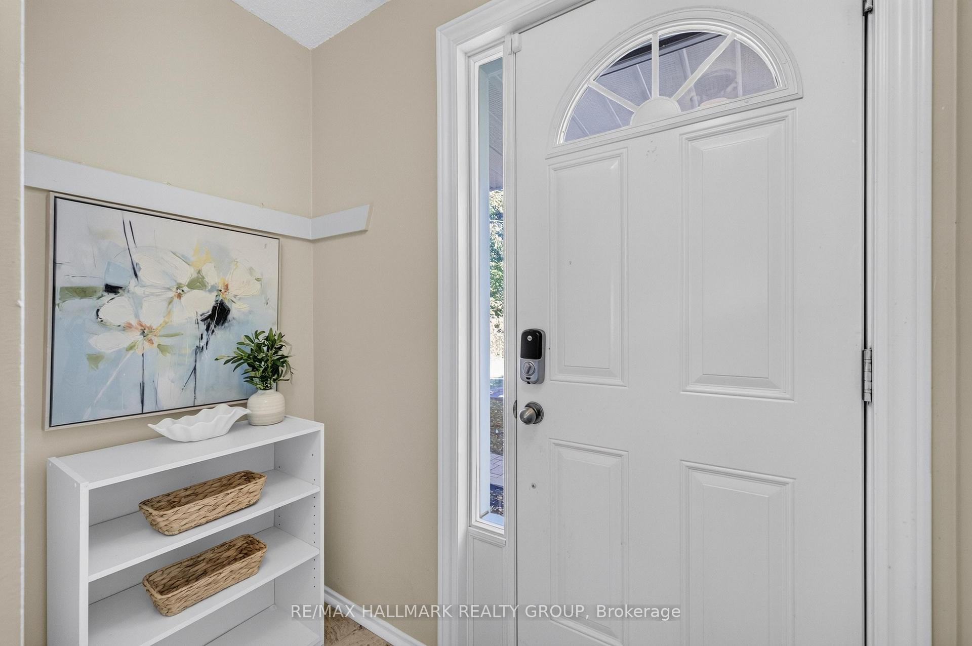 Photo 5 of 6350 Bilberry Drive, Ottawa, Orleans Wood — HOMEH