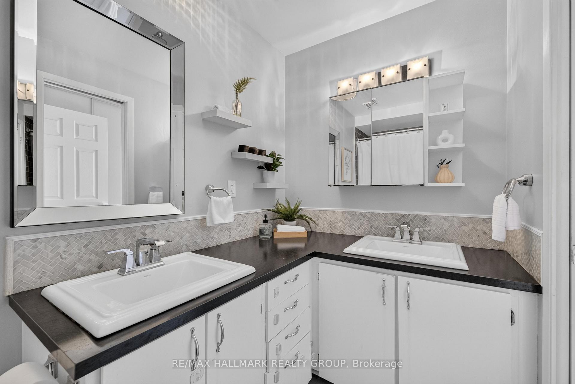 Photo 18 of 6350 Bilberry Drive, Ottawa, Orleans Wood — HOMEH