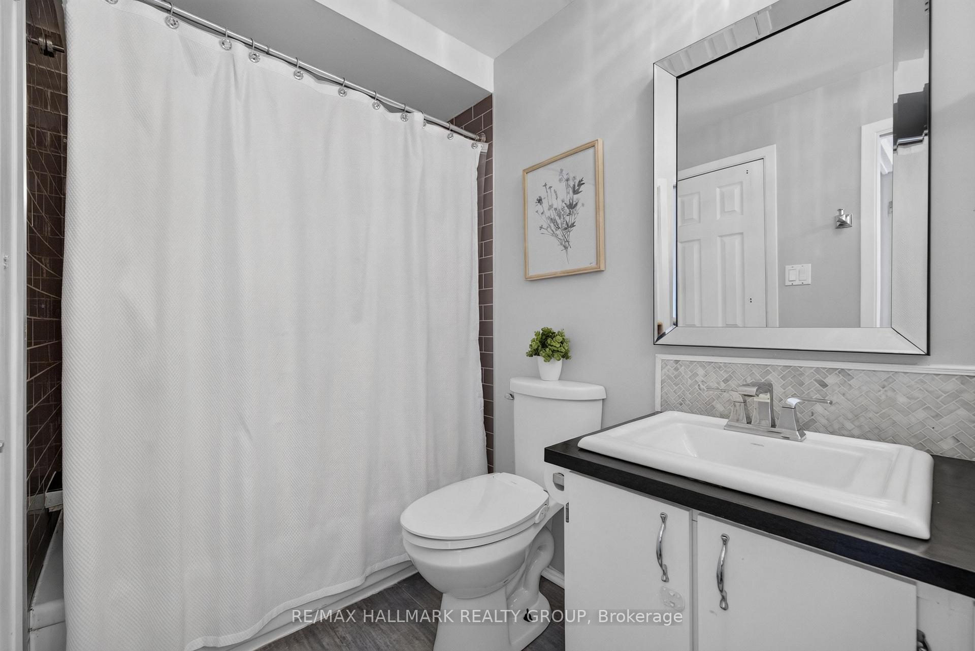 Photo 19 of 6350 Bilberry Drive, Ottawa, Orleans Wood — HOMEH