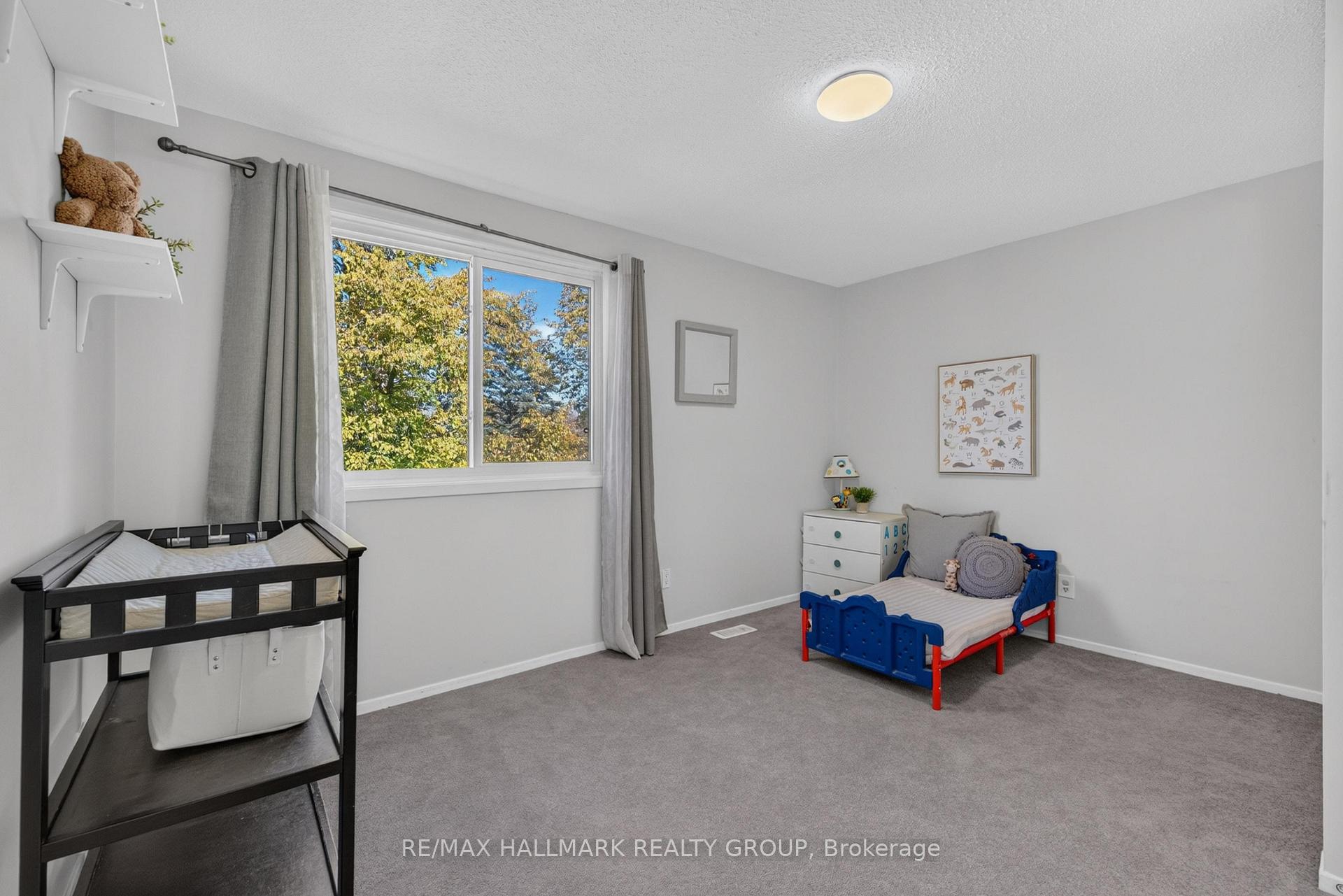 Photo 20 of 6350 Bilberry Drive, Ottawa, Orleans Wood — HOMEH