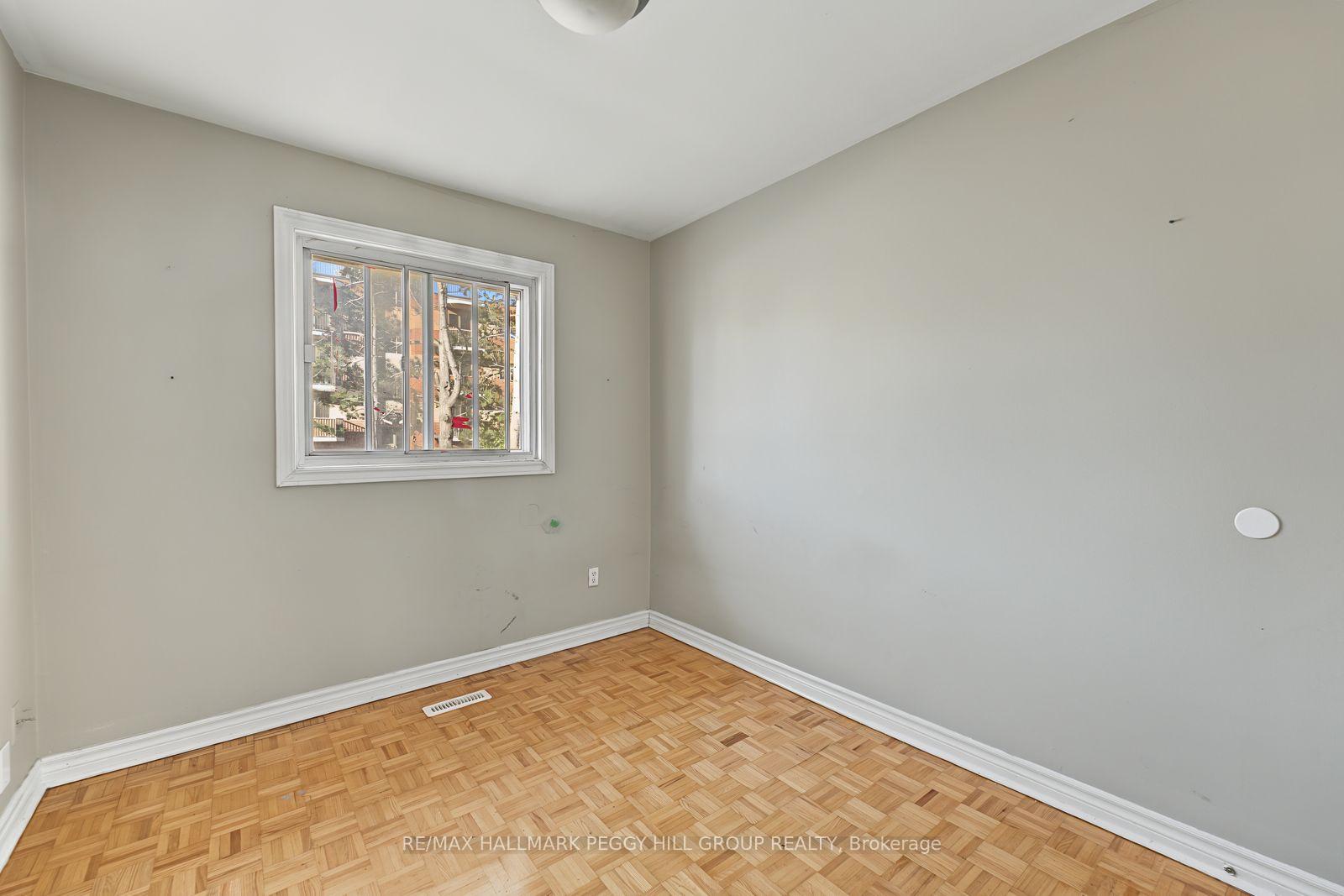Photo 11 of Unit 26, 275 Blake Street, Barrie, North Shore — HOMEH