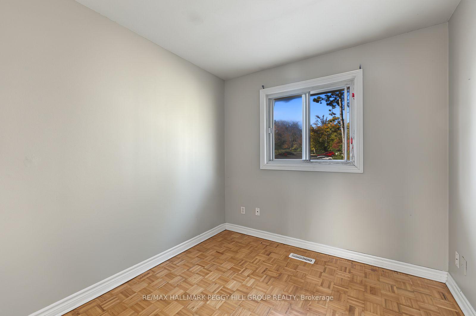 Photo 13 of Unit 26, 275 Blake Street, Barrie, North Shore — HOMEH