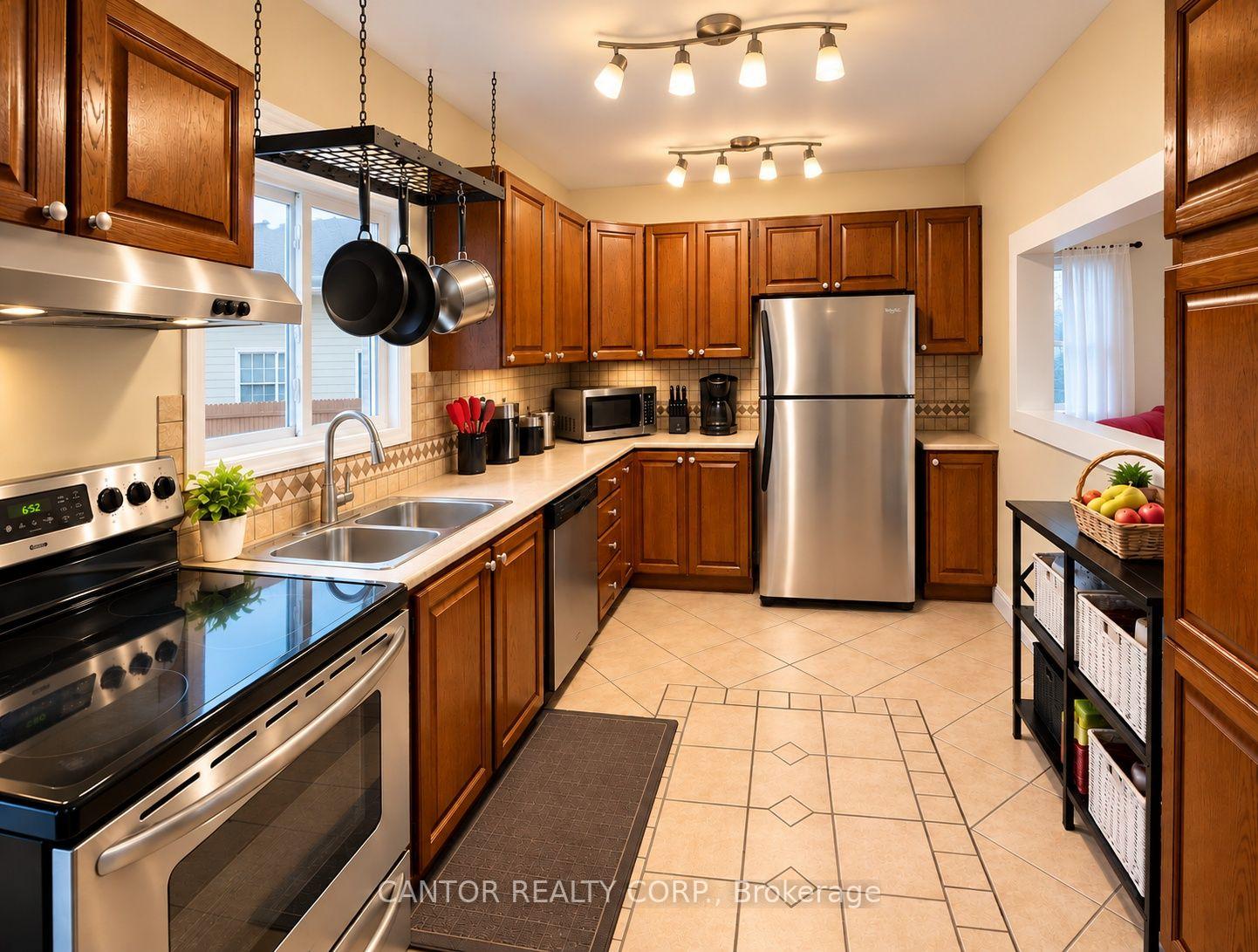 Photo 2 of 253 McElroy Drive, Ottawa, Kanata - Glencairn/Hazeldean — HOMEH