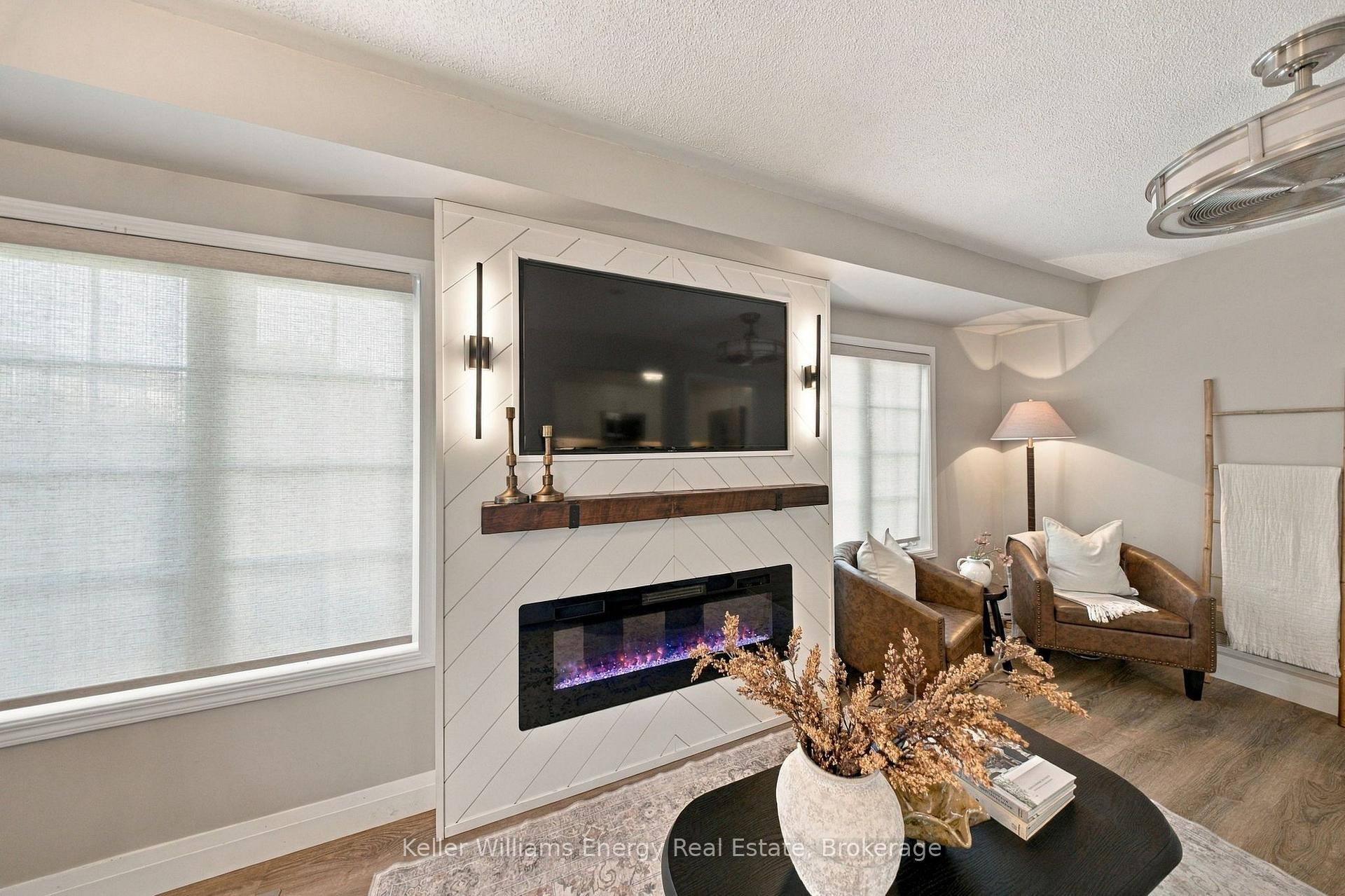 Photo 14 of 258 Bons Avenue, Clarington, Bowmanville — HOMEH