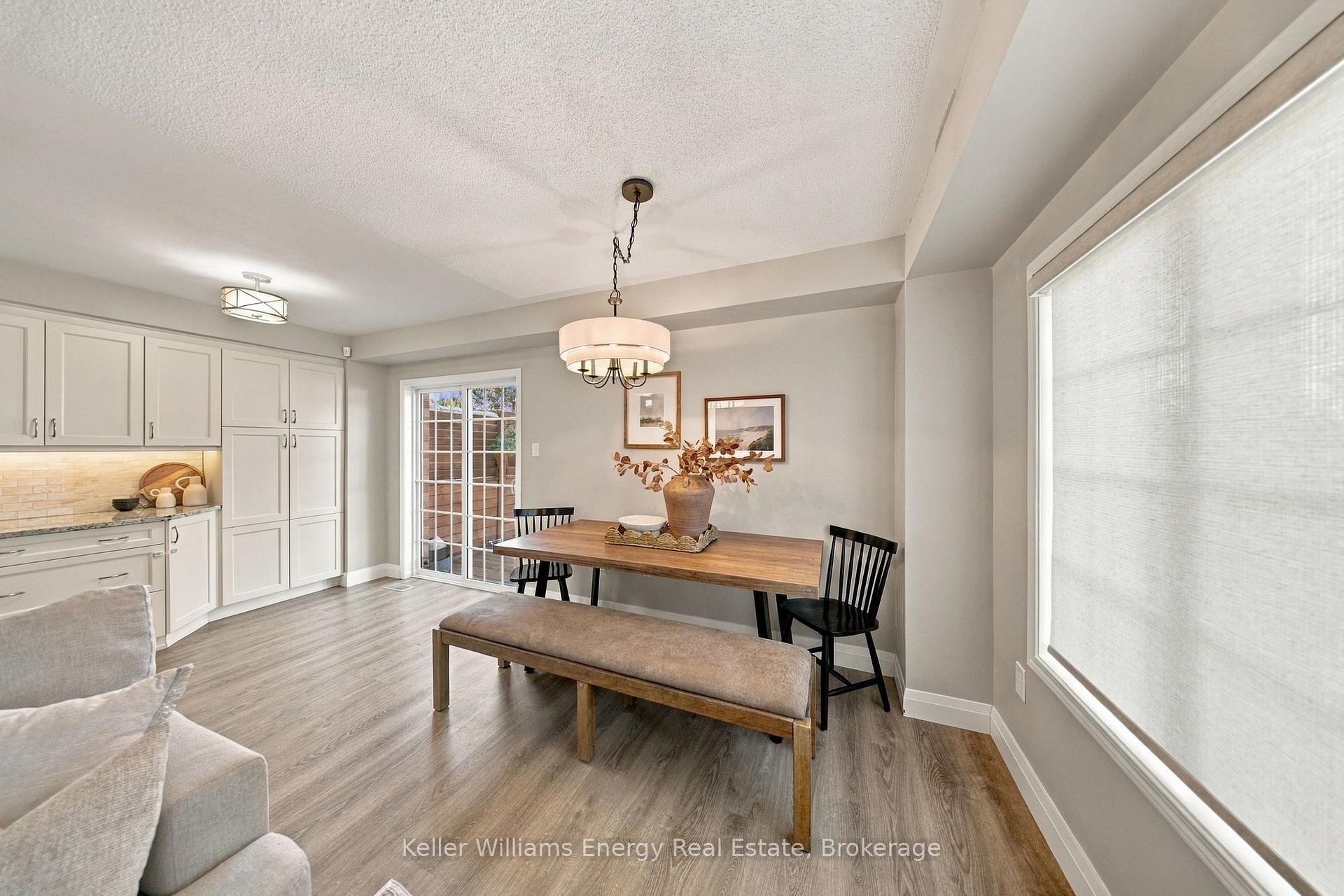 Photo 16 of 258 Bons Avenue, Clarington, Bowmanville — HOMEH