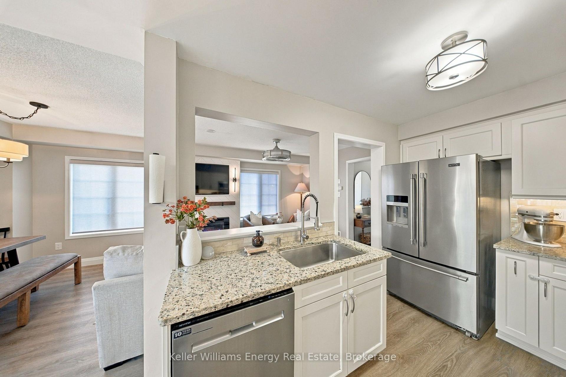 Photo 23 of 258 Bons Avenue, Clarington, Bowmanville — HOMEH