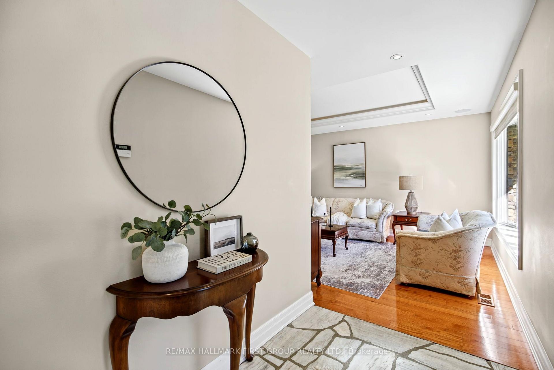 Photo 5 of 518 Gilbert Street E, Whitby, Downtown Whitby — HOMEH