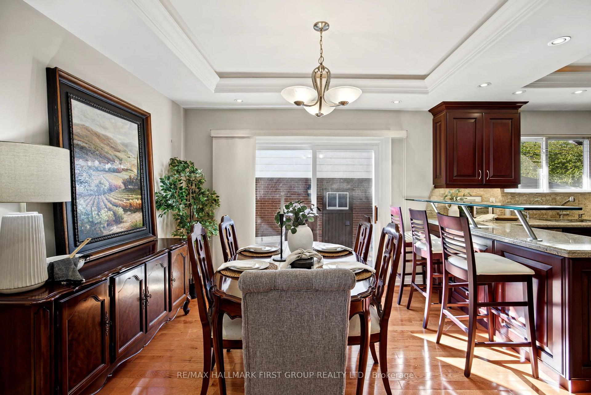 Photo 10 of 518 Gilbert Street E, Whitby, Downtown Whitby — HOMEH