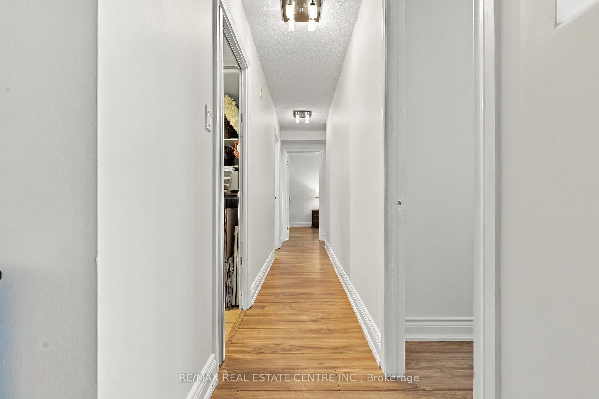 Photo 18 of Unit 1110, 355 Rathburn Road E, Mississauga, Rathwood — HOMEH