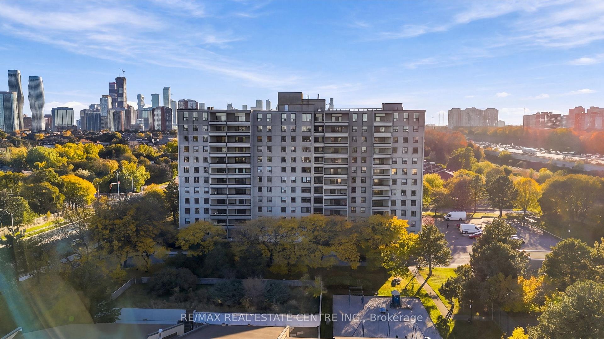 Photo 33 of Unit 1110, 355 Rathburn Road E, Mississauga, Rathwood — HOMEH