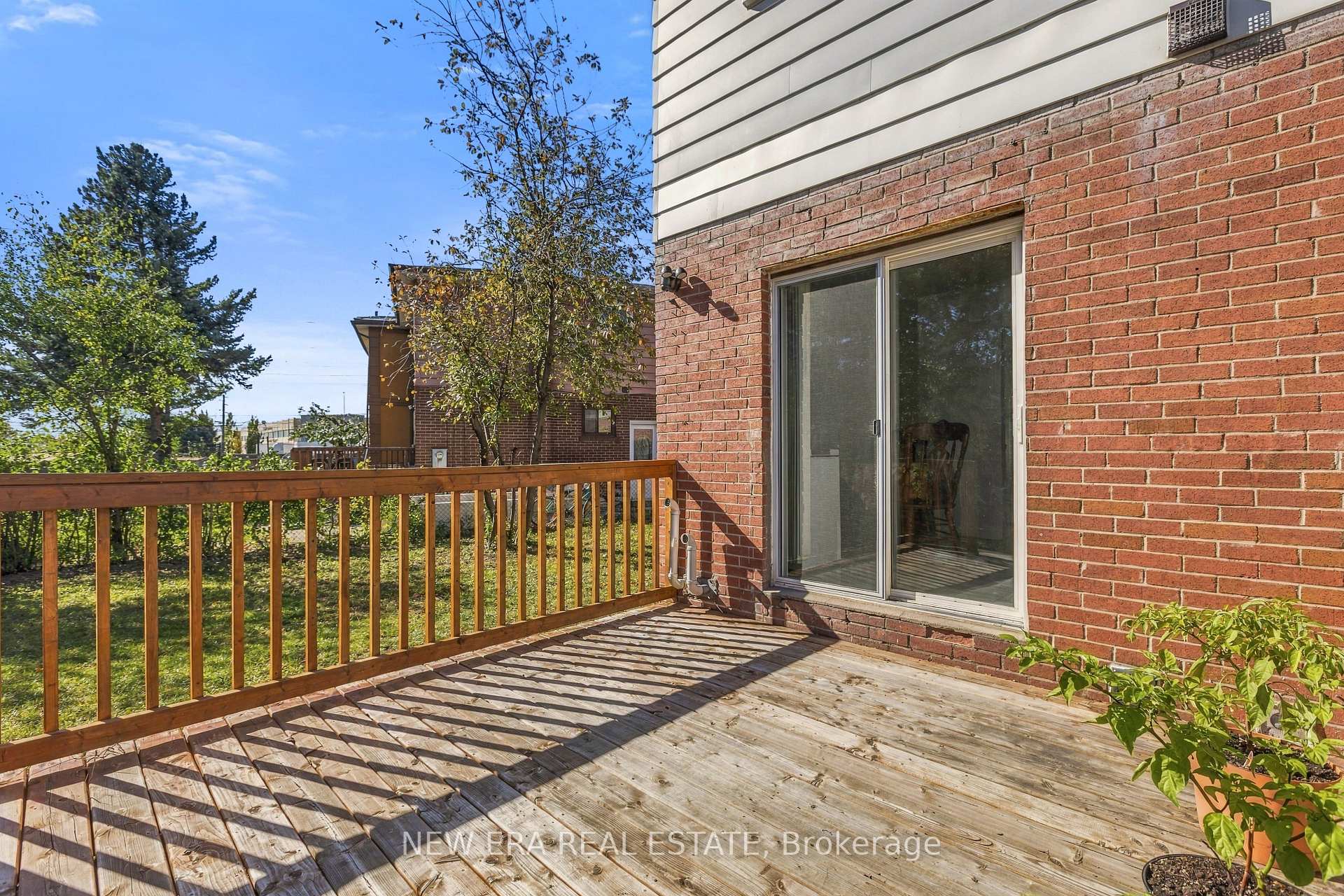 Photo 12 of 7306 Sills Road, Mississauga, Malton — HOMEH