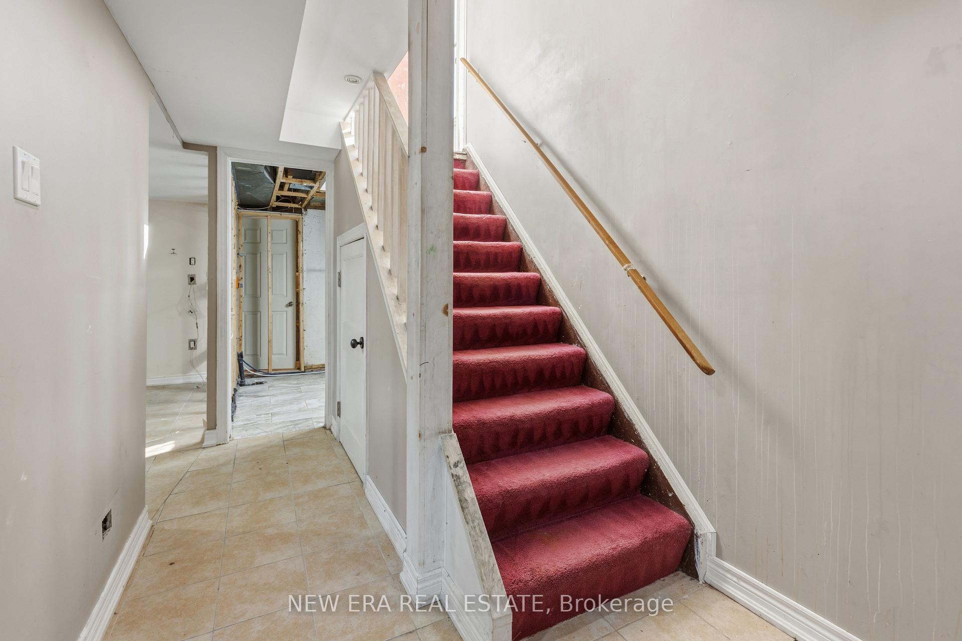 Photo 27 of 7306 Sills Road, Mississauga, Malton — HOMEH