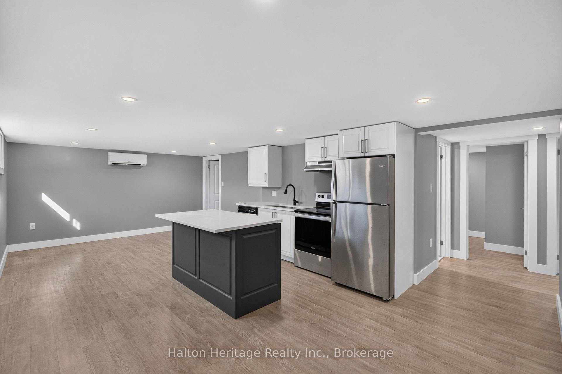 Photo 21 of 841 Tenth Avenue, Hamilton, Hampton Heights — HOMEH