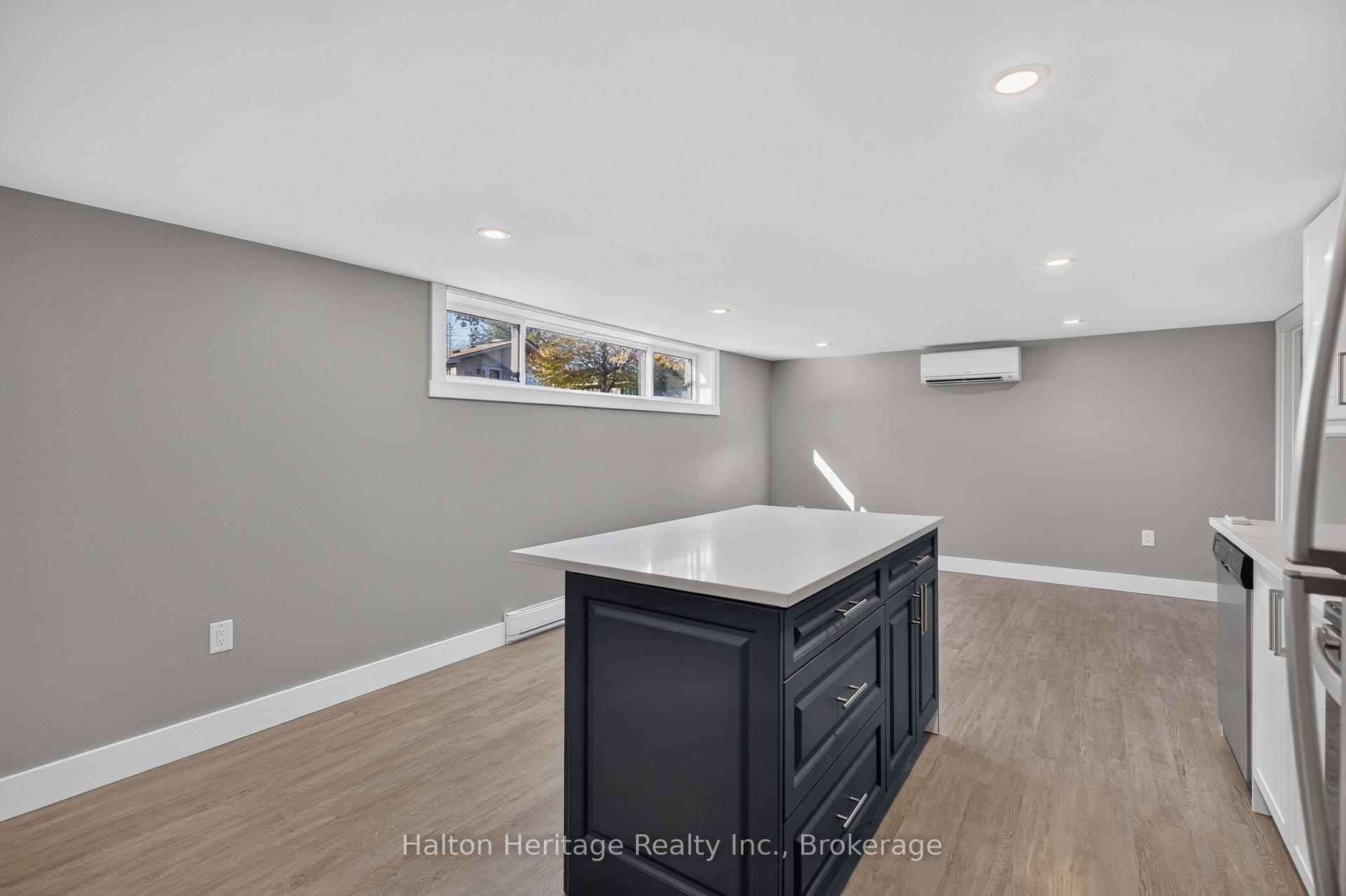 Photo 22 of 841 Tenth Avenue, Hamilton, Hampton Heights — HOMEH