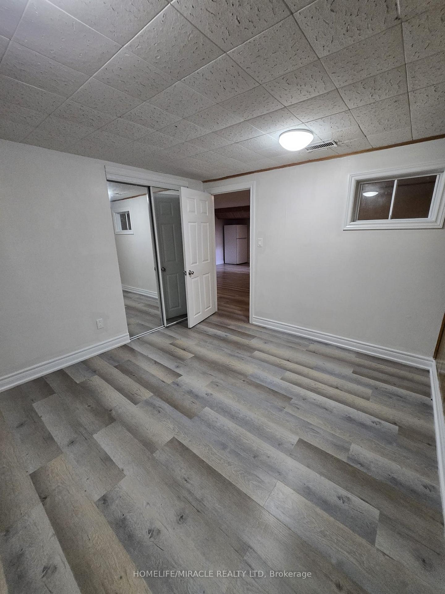 Photo 6 of Unit Basement, 44 Staley Terrace, Scarborough, L'Amoreaux — HOMEH