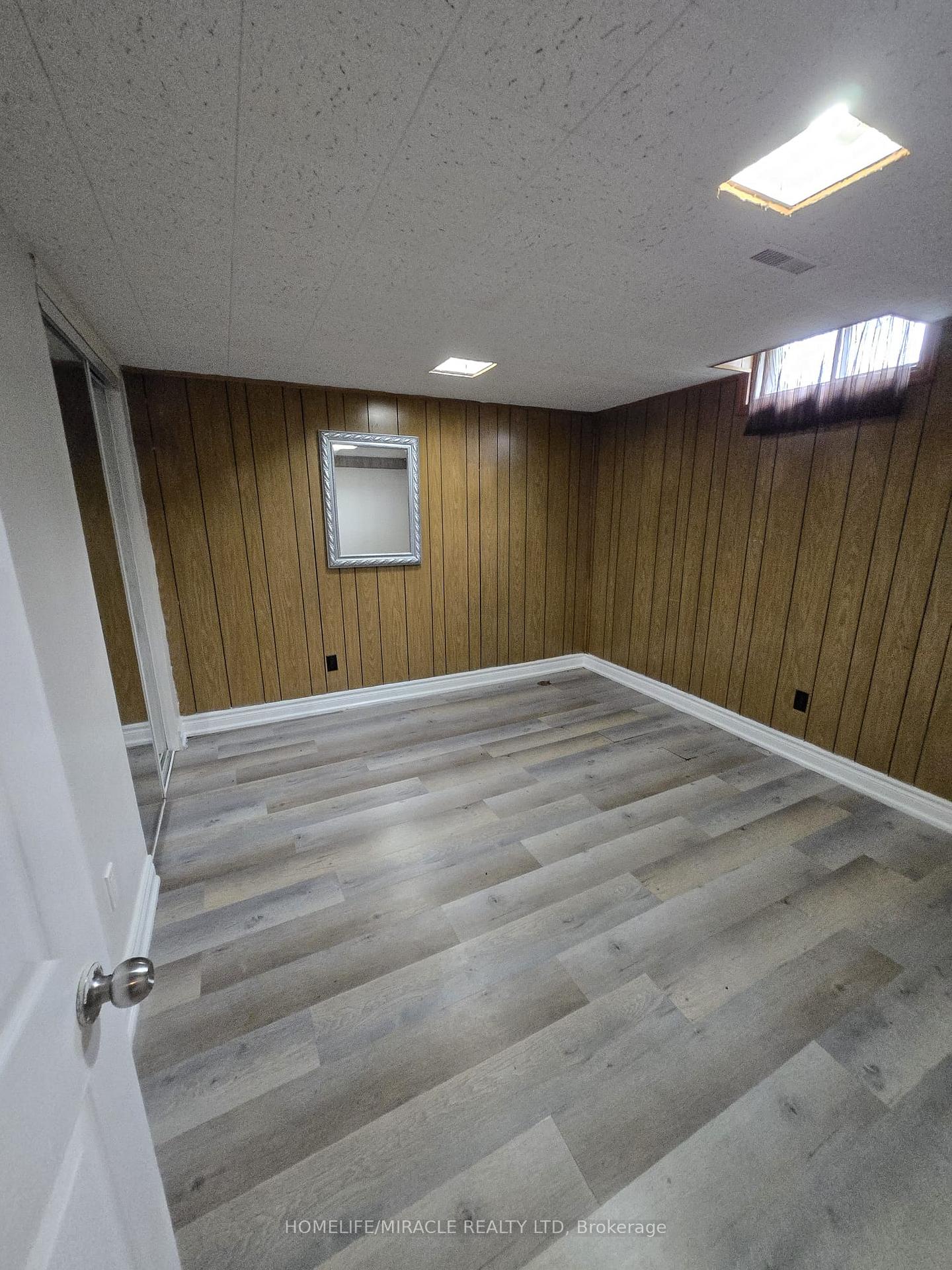 Photo 7 of Unit Basement, 44 Staley Terrace, Scarborough, L'Amoreaux — HOMEH