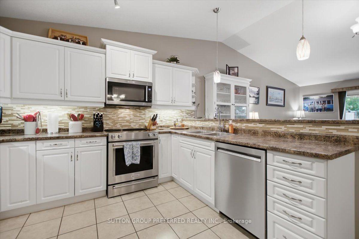 Photo 15 of Unit 72, 869 Whetherfield Street, London, North M — HOMEH