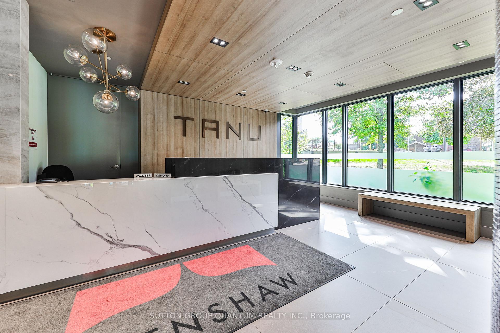Photo 2 of Unit 1009, 21 Park Street E, Mississauga, Port Credit — HOMEH