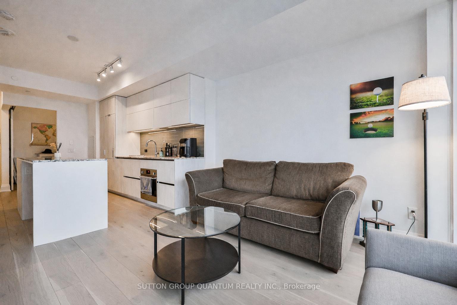 Photo 5 of Unit 1009, 21 Park Street E, Mississauga, Port Credit — HOMEH