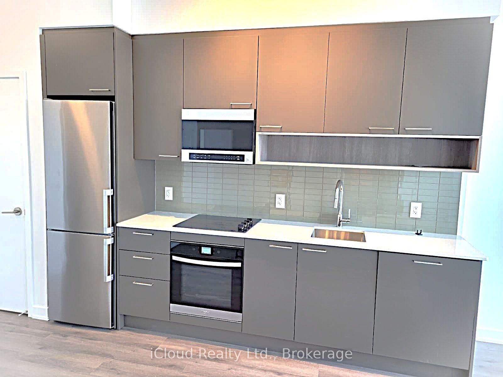 Photo 4 of 3005 Pine Glen Road, Oakville, Westmount — HOMEH