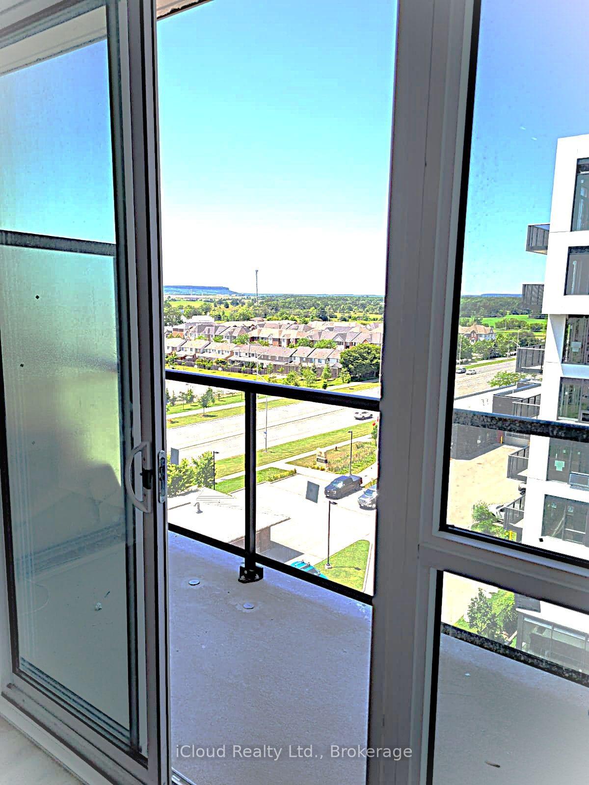 Photo 6 of 3005 Pine Glen Road, Oakville, Westmount — HOMEH