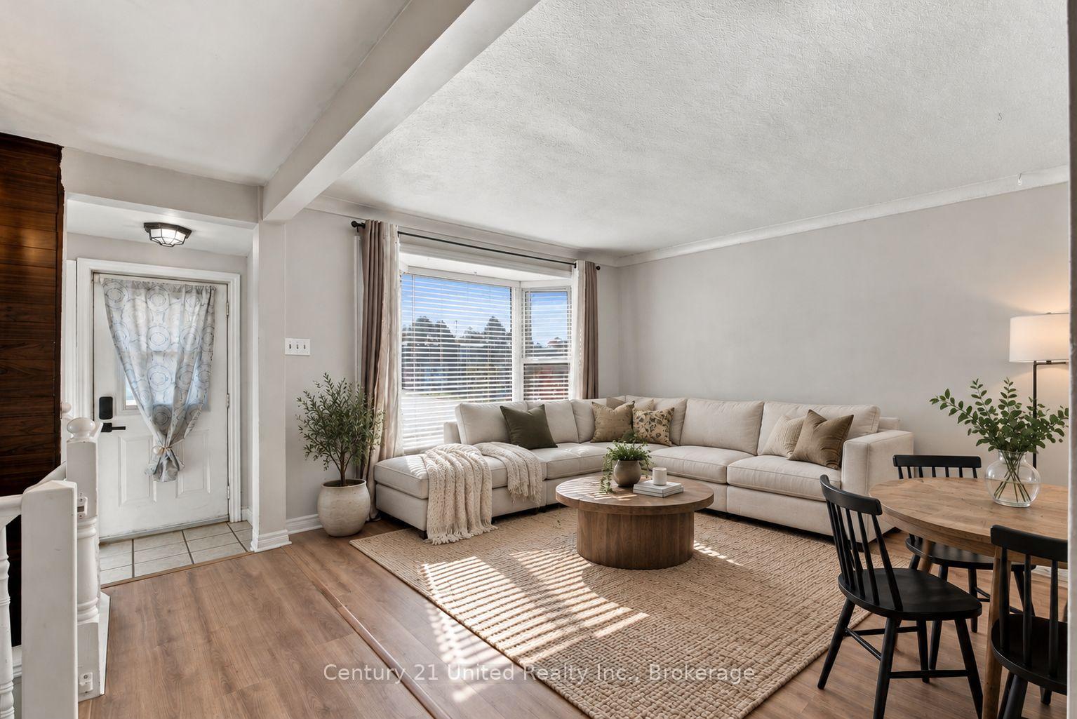 Photo 8 of 57 Sherwood Avenue, St. Catharines, Downtown — HOMEH