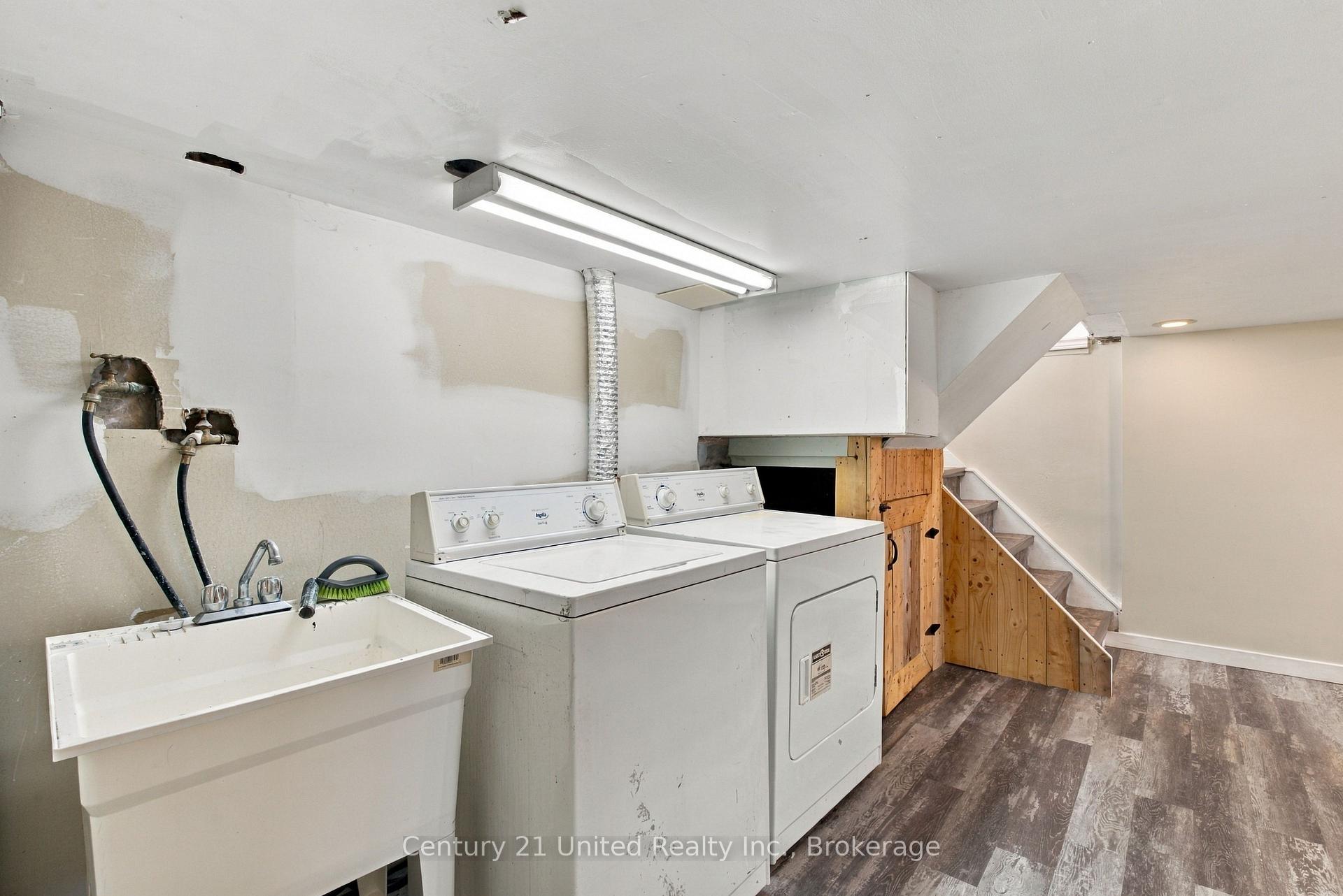 Photo 26 of 57 Sherwood Avenue, St. Catharines, Downtown — HOMEH