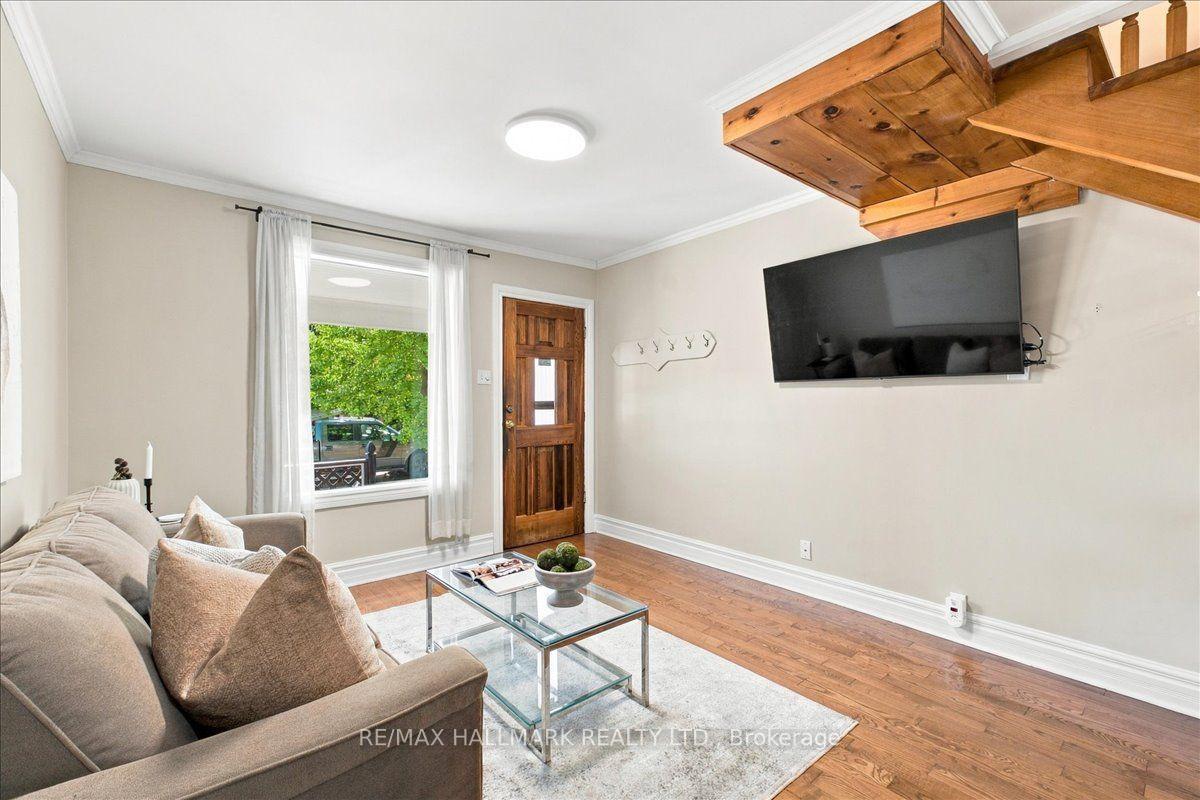 Photo 9 of 44 Baltic Avenue, Toronto, Danforth — HOMEH