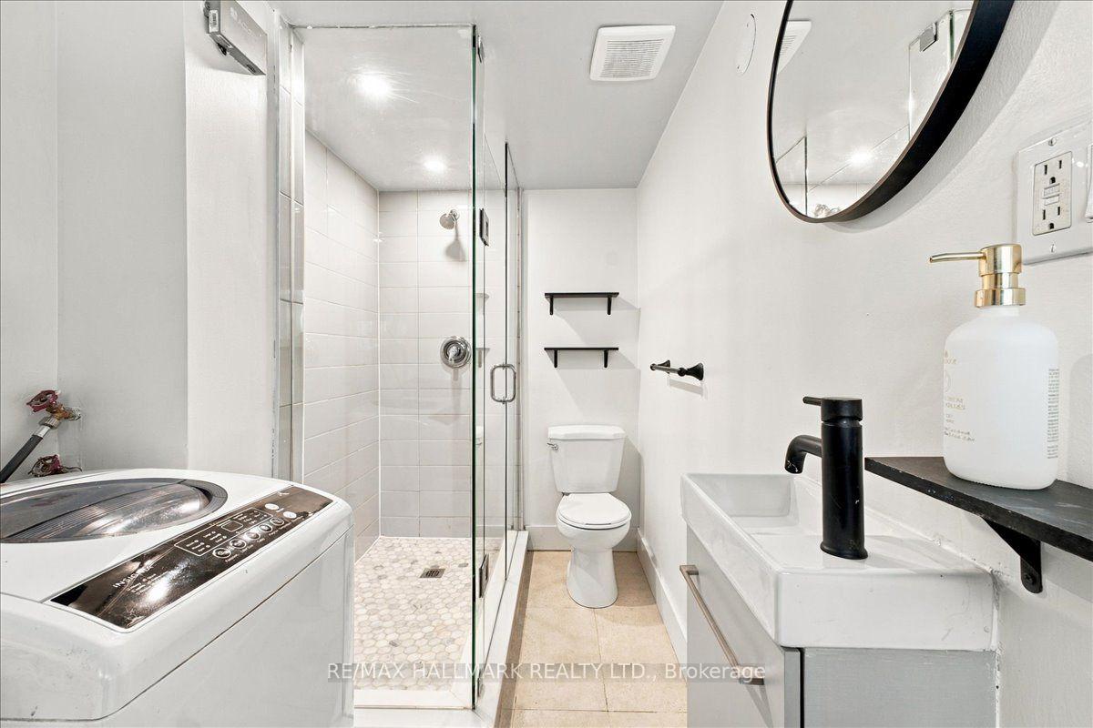 Photo 34 of 44 Baltic Avenue, Toronto, Danforth — HOMEH