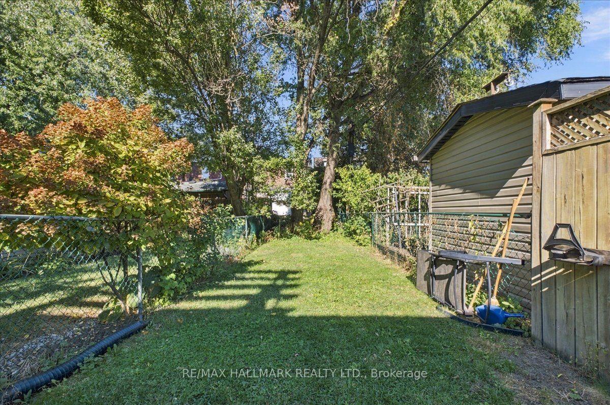 Photo 42 of 44 Baltic Avenue, Toronto, Danforth — HOMEH