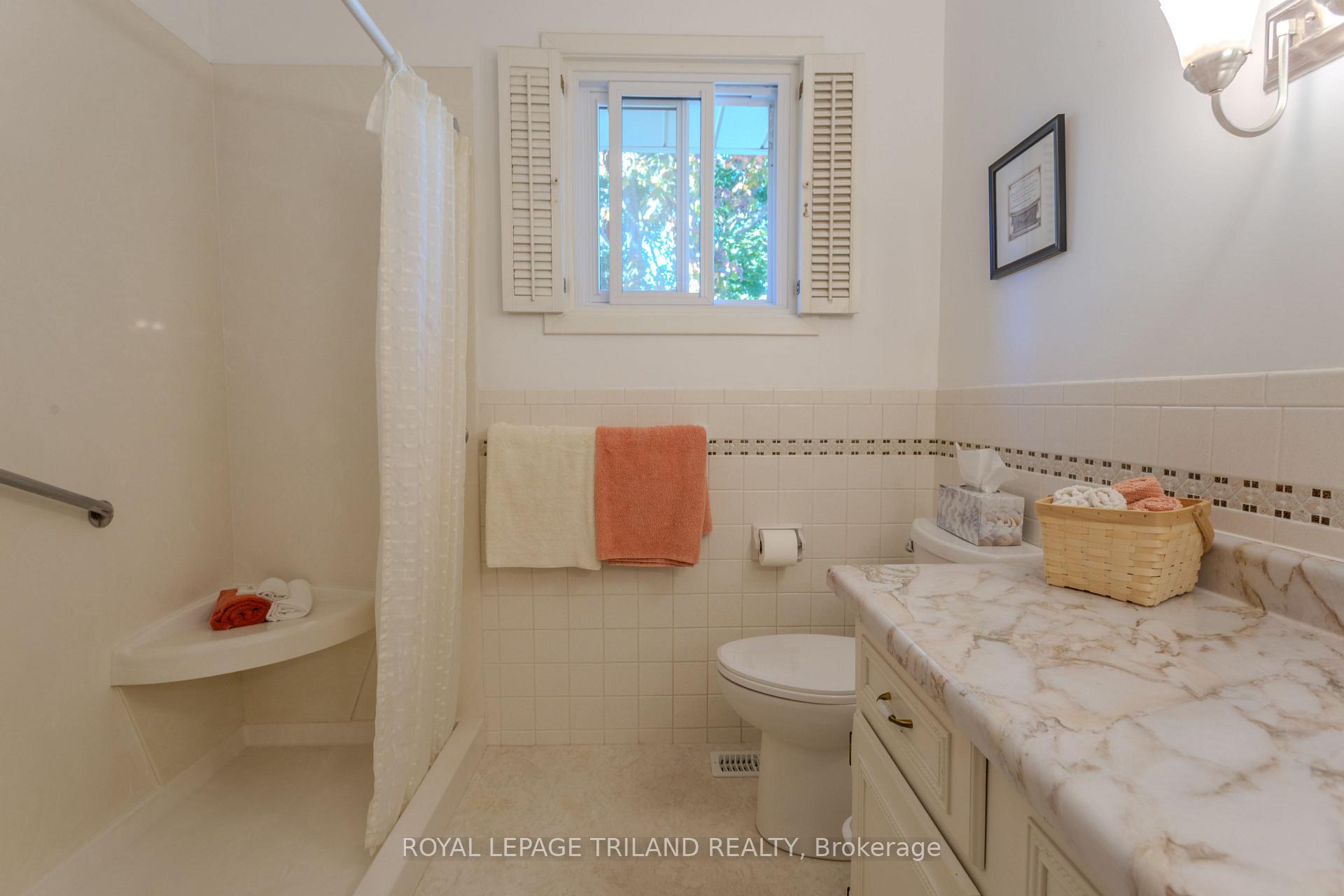 Photo 13 of 9 Butler Drive, St. Thomas — HOMEH