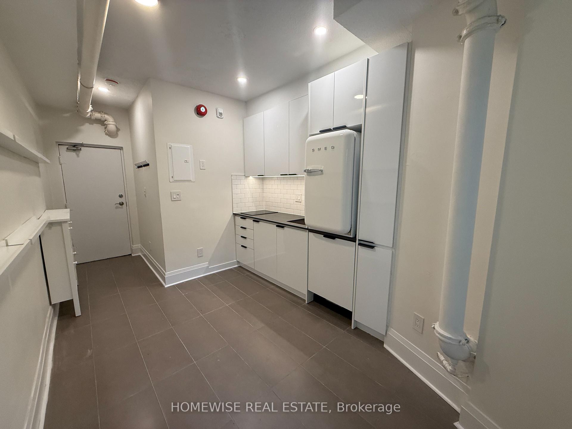 Photo 2 of Unit 105, 1 Triller Avenue, Toronto, South Parkdale — HOMEH