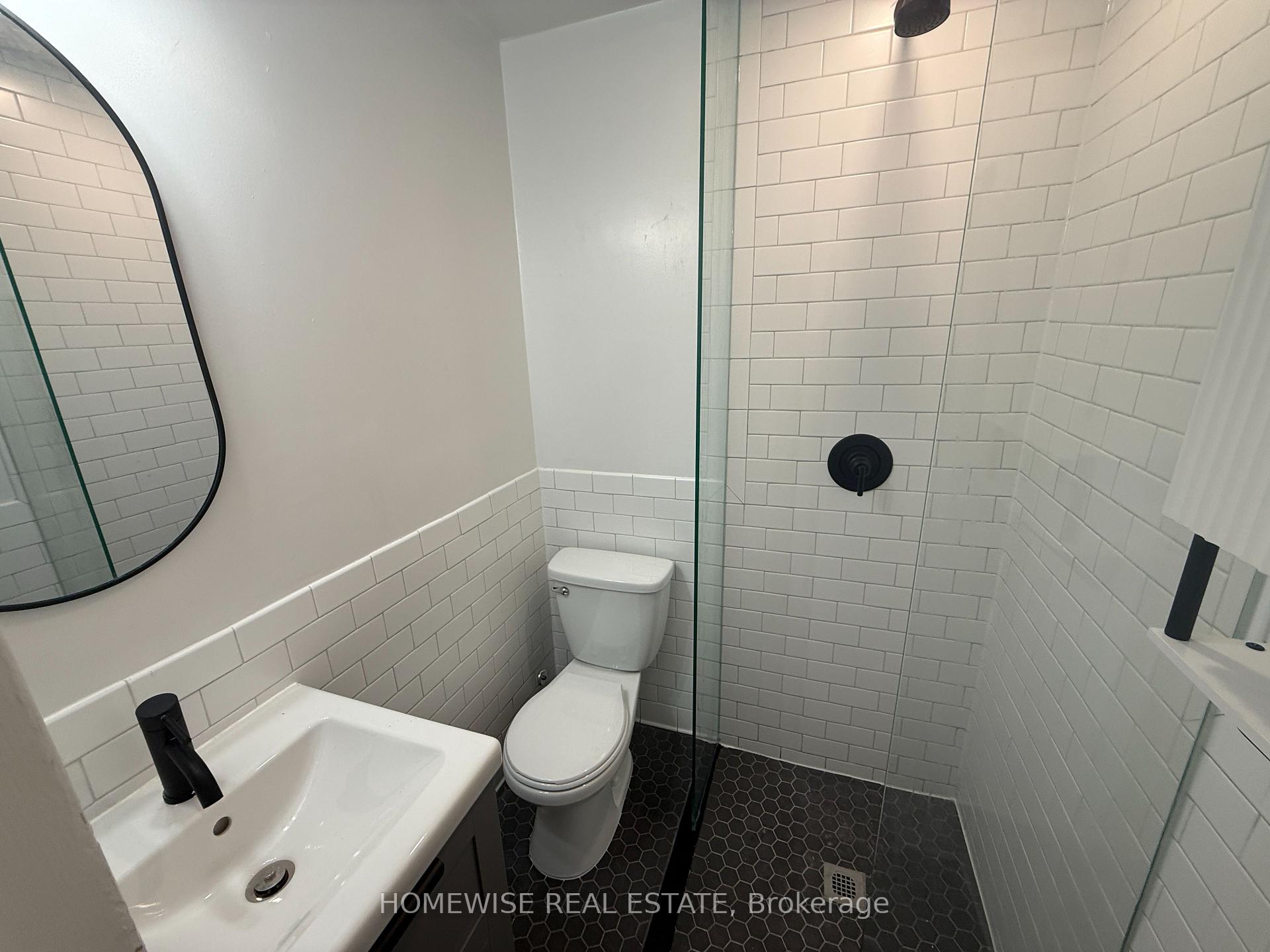 Photo 4 of Unit 105, 1 Triller Avenue, Toronto, South Parkdale — HOMEH