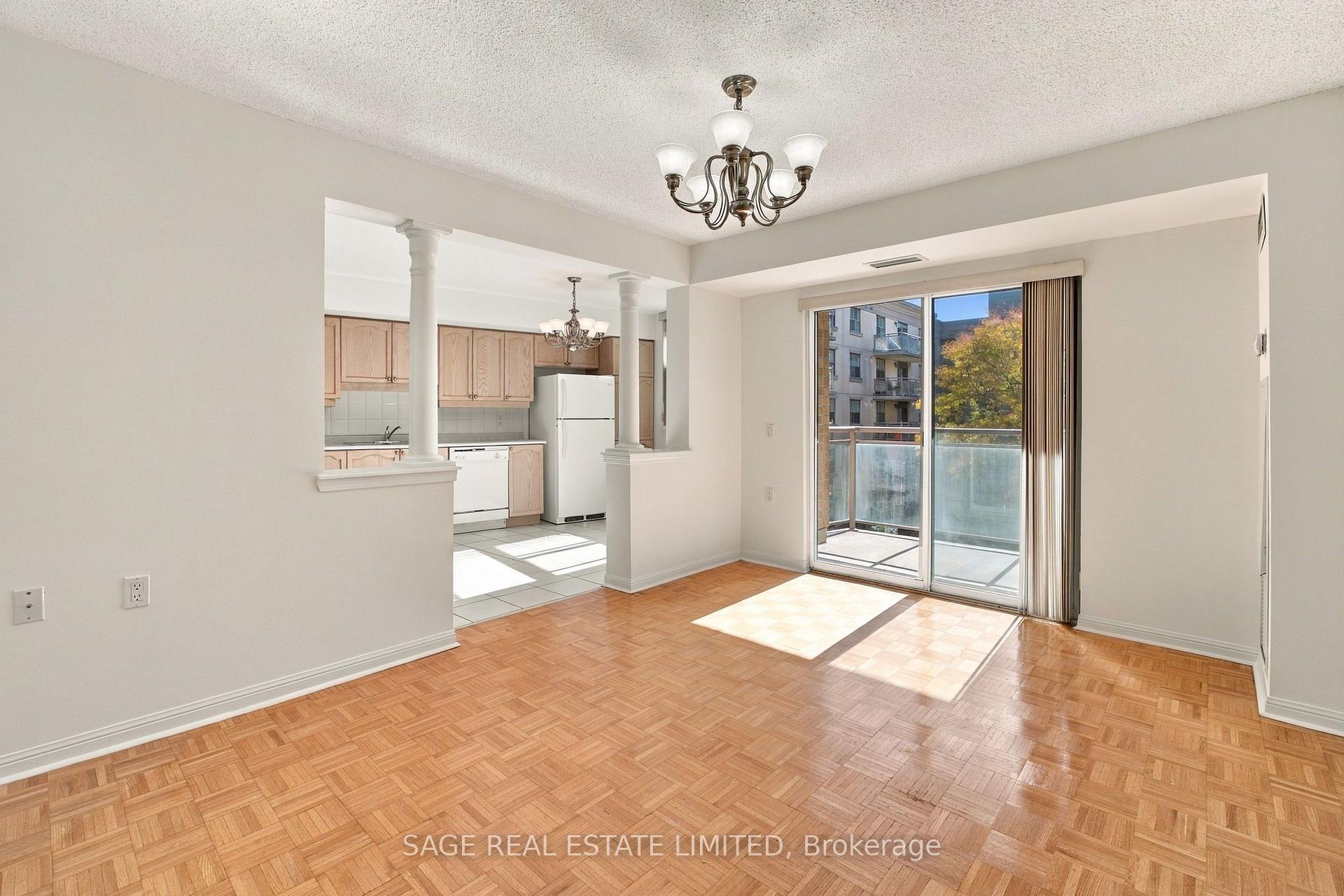 Photo 5 of Unit 309, 2502 Rutherford Road, Vaughan, Maple — HOMEH