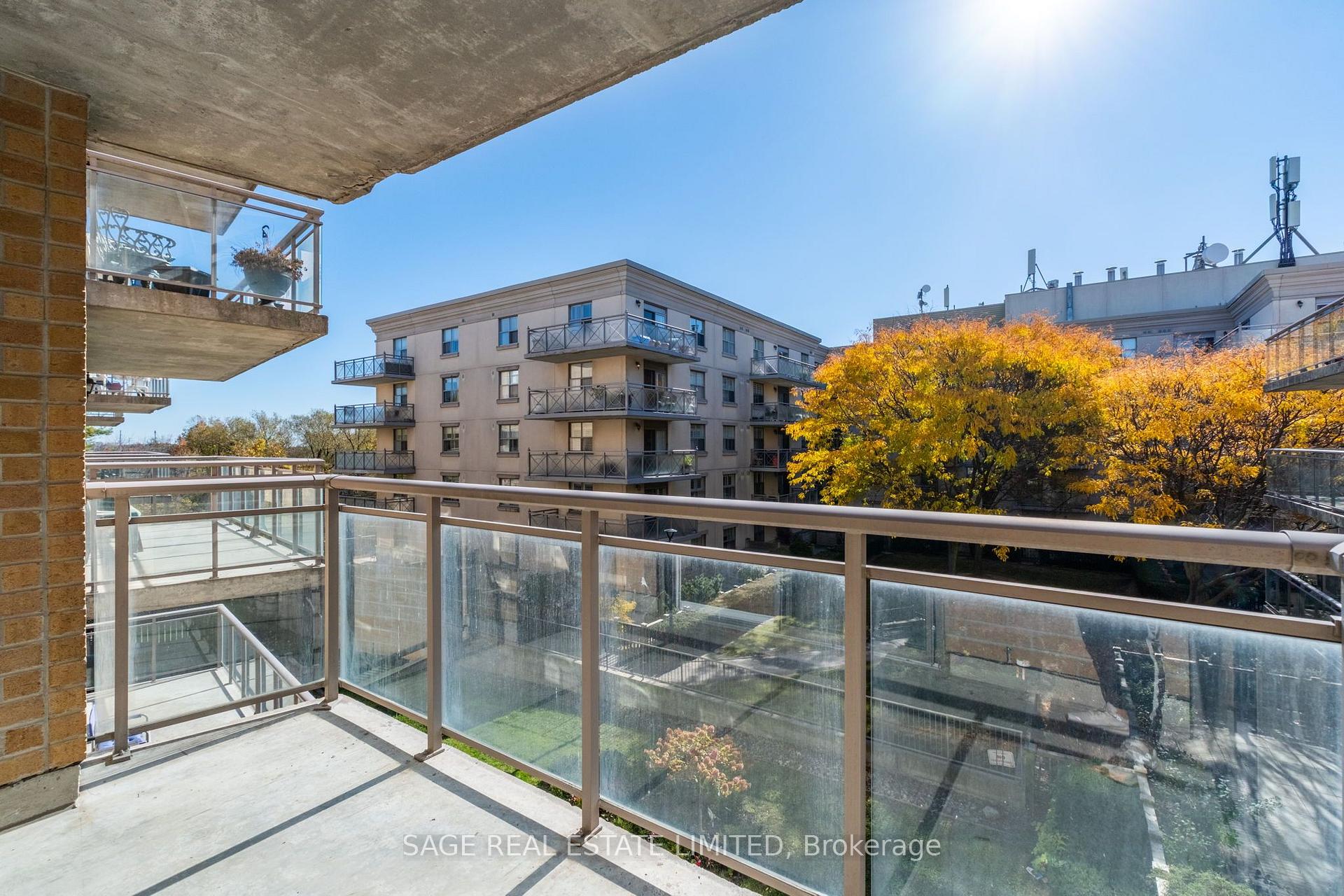 Photo 27 of Unit 309, 2502 Rutherford Road, Vaughan, Maple — HOMEH