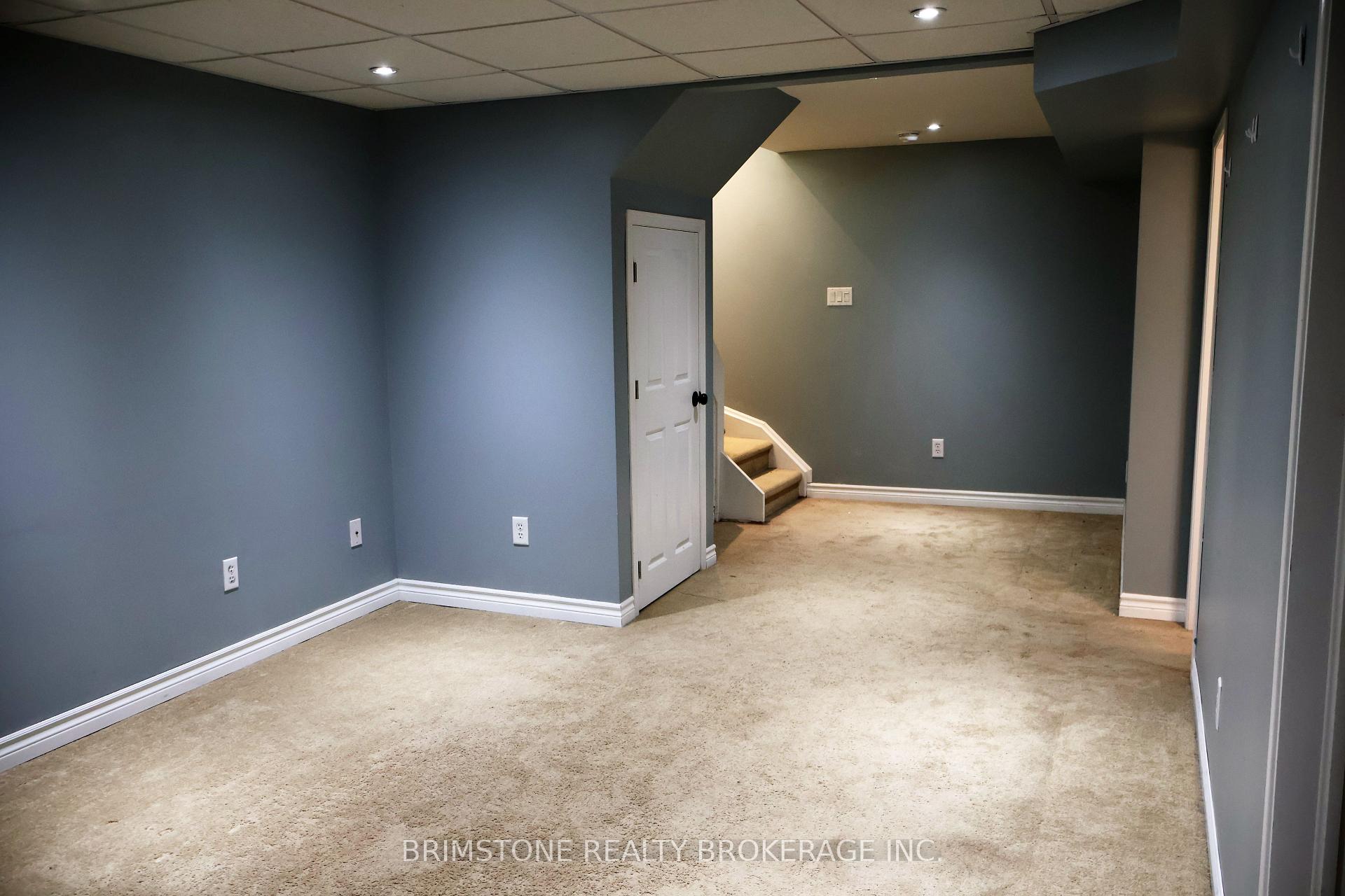 Photo 11 of 204 Pickett Crescent, Barrie, Painswick North — HOMEH