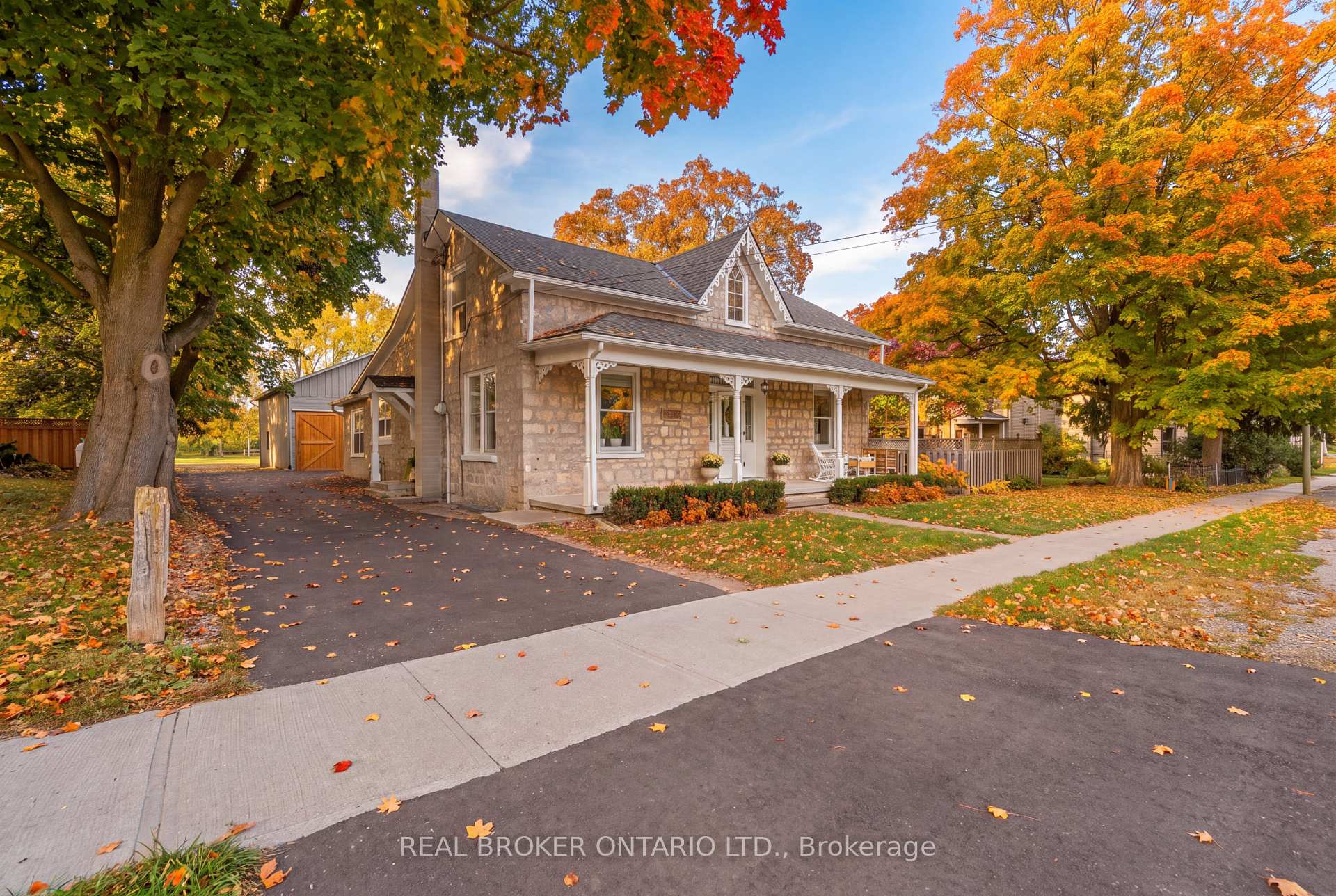 Photo of 1264 Old 8 Highway