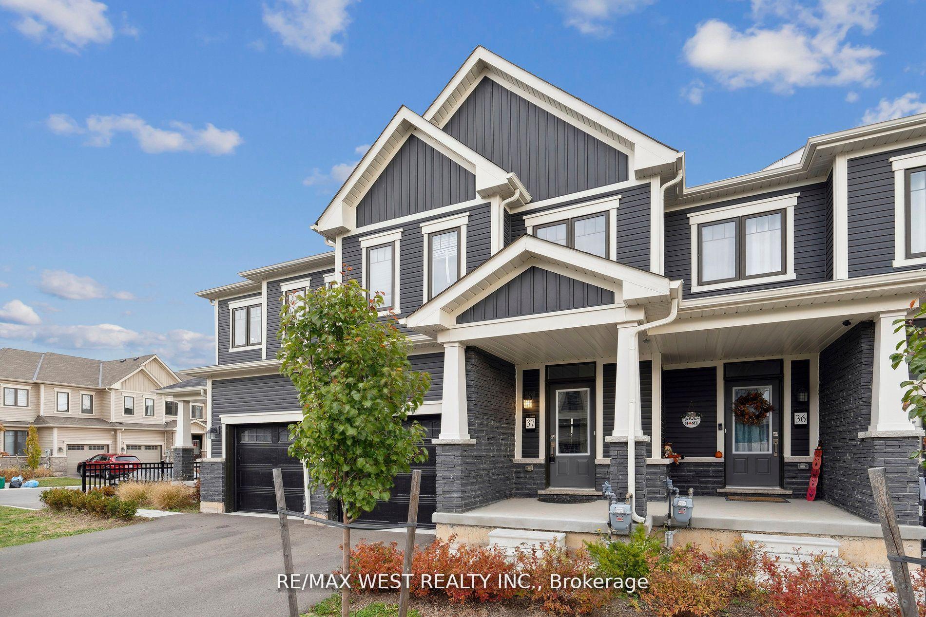 Photo 3 of Unit 37, 7789 Kalar Road, Niagara Falls, Brown — HOMEH