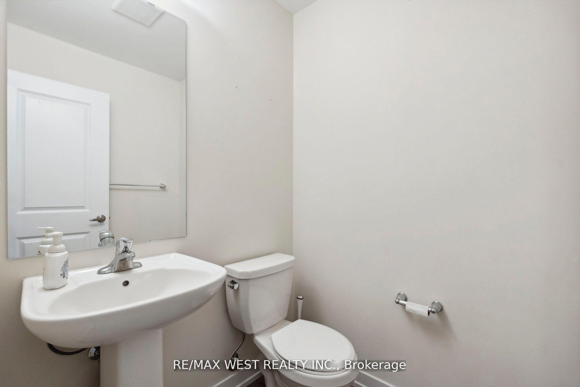 Photo 7 of Unit 37, 7789 Kalar Road, Niagara Falls, Brown — HOMEH