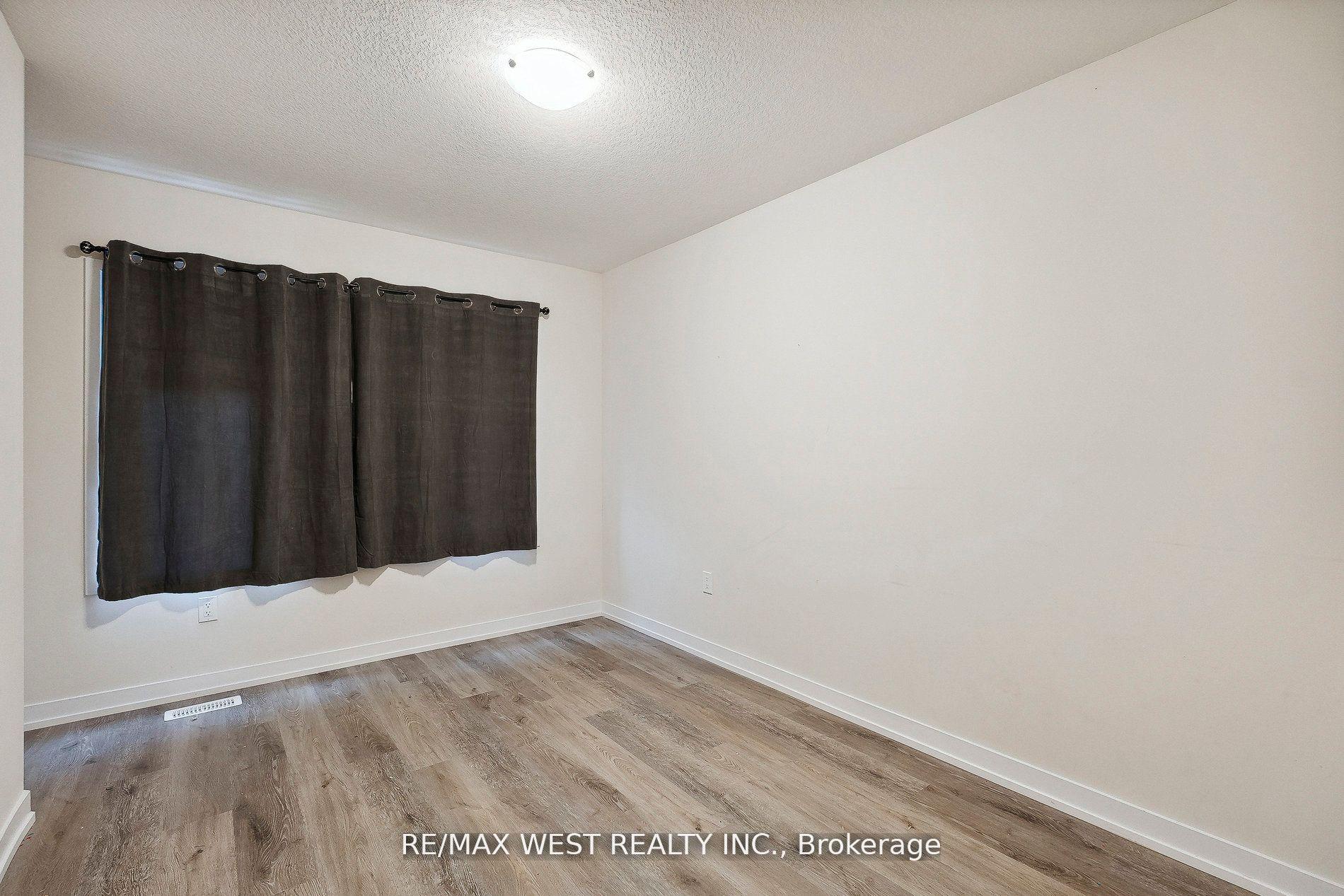 Photo 22 of Unit 37, 7789 Kalar Road, Niagara Falls, Brown — HOMEH