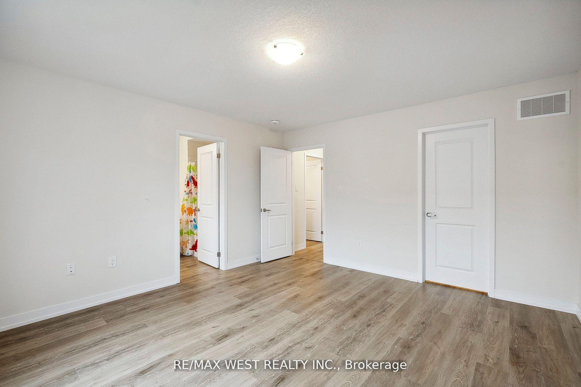 Photo 27 of Unit 37, 7789 Kalar Road, Niagara Falls, Brown — HOMEH