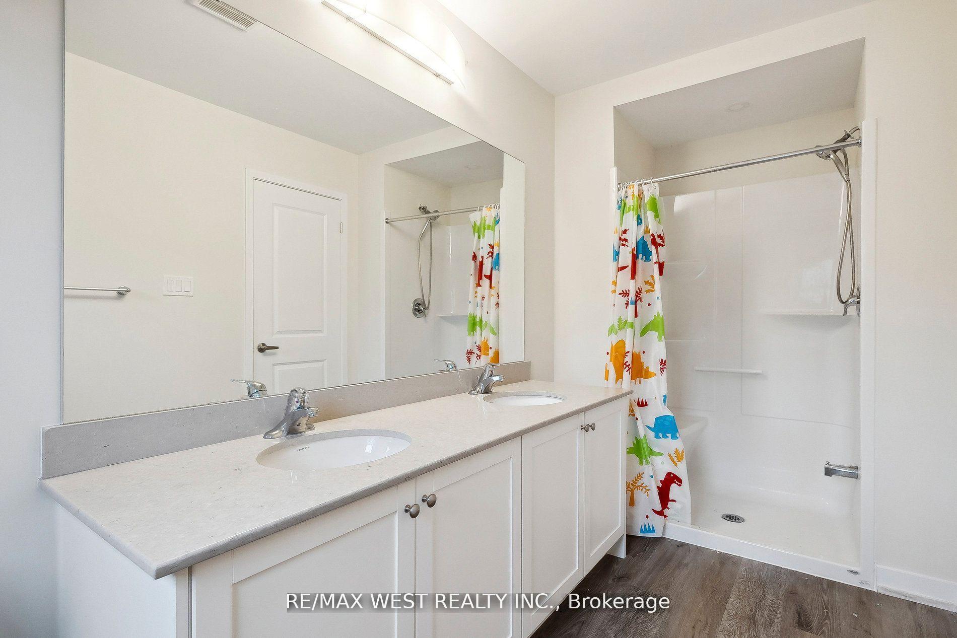 Photo 29 of Unit 37, 7789 Kalar Road, Niagara Falls, Brown — HOMEH