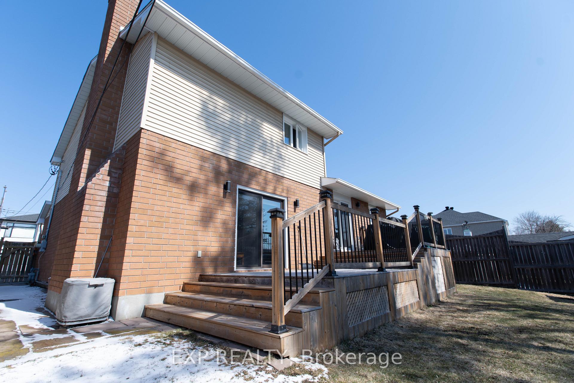 Photo 4 of 1534 Rosebella Avenue, Ottawa, Blossom Park/Kemp Park/Findlay Creek — HOMEH