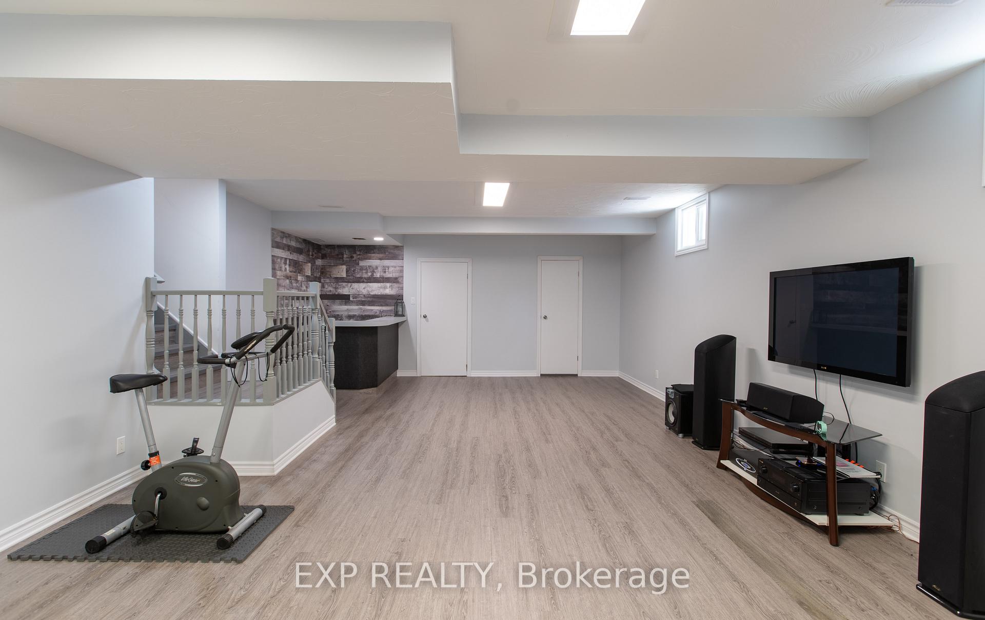 Photo 11 of 1534 Rosebella Avenue, Ottawa, Blossom Park/Kemp Park/Findlay Creek — HOMEH