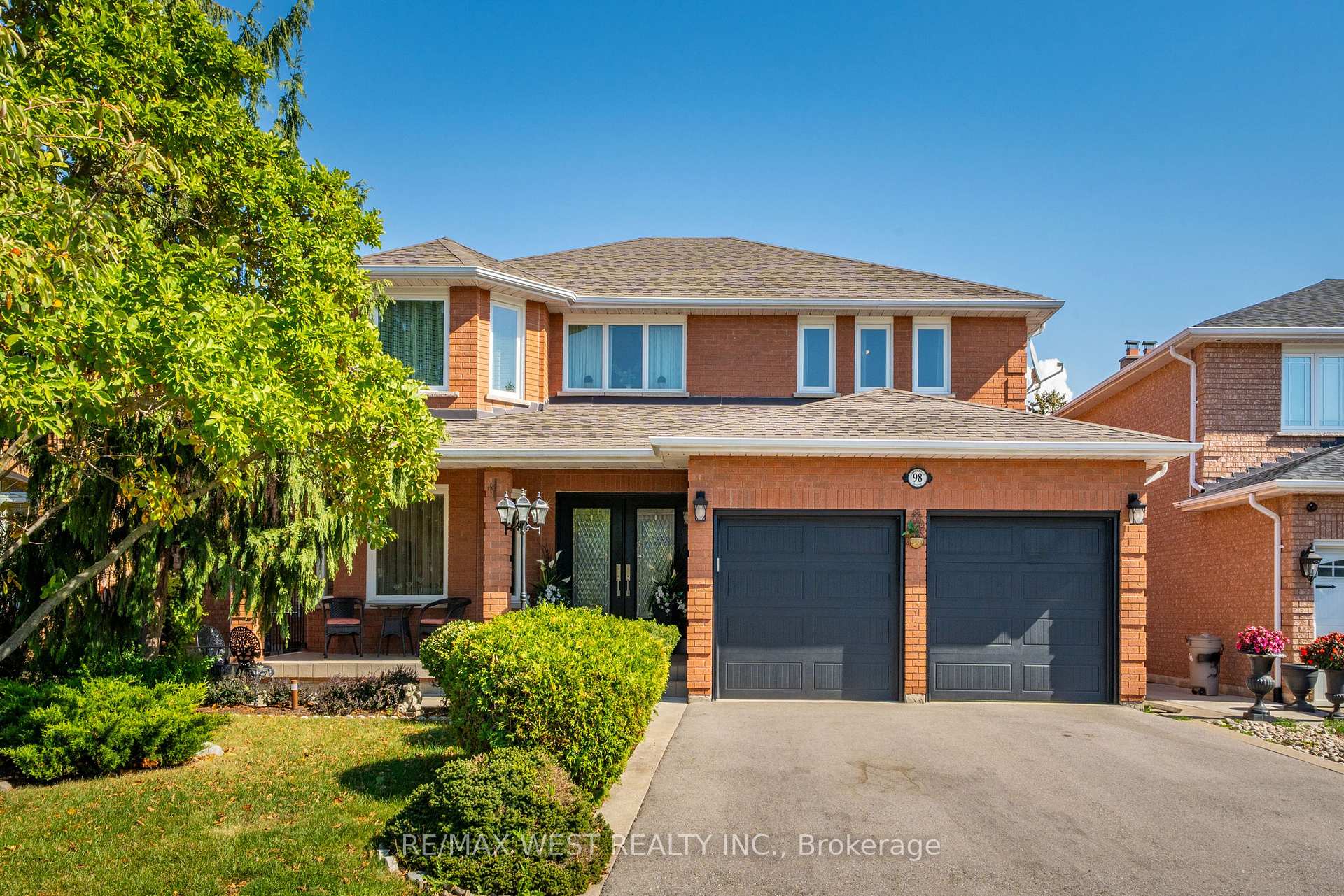 Photo of 98 Arrowhead Drive