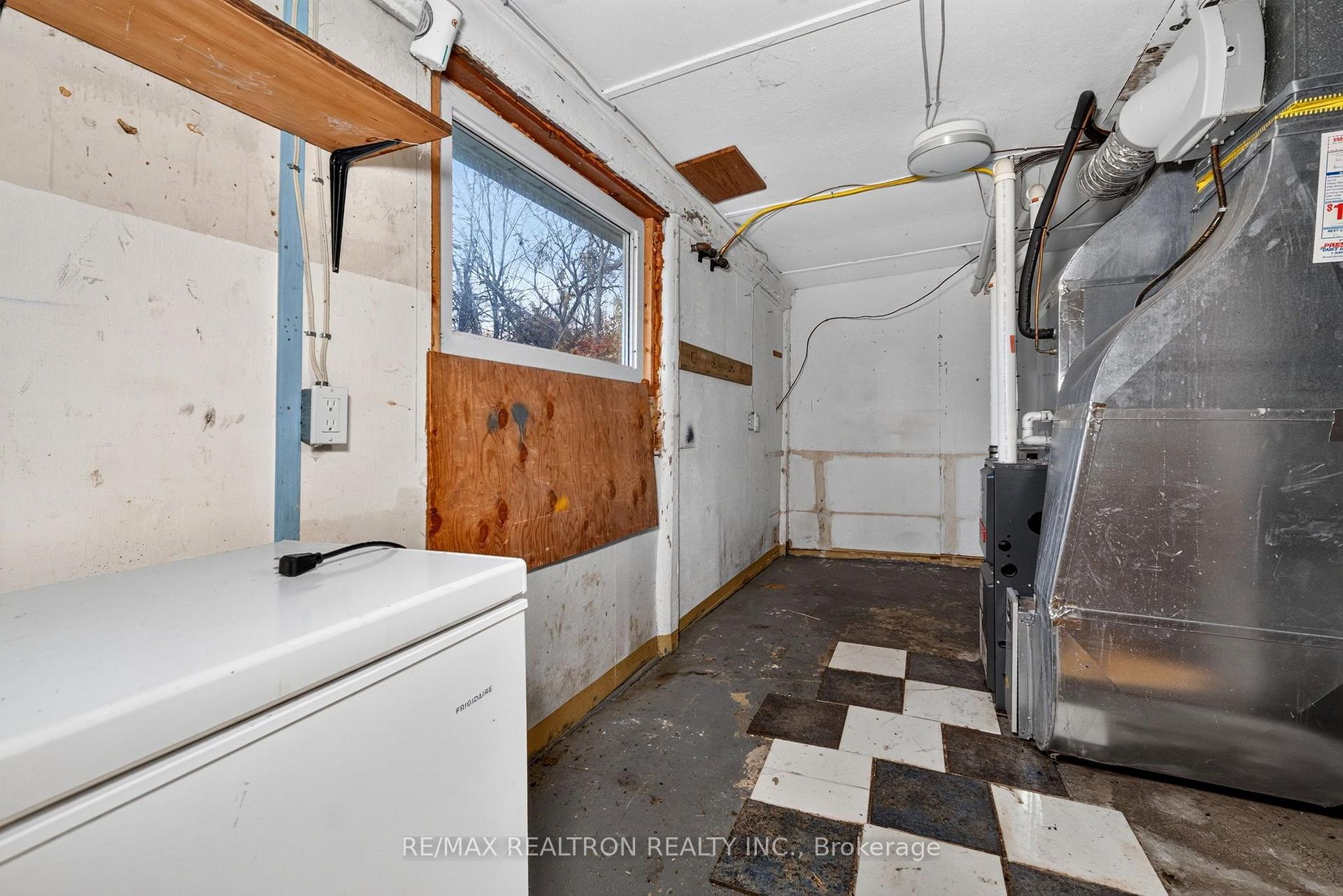 Photo 27 of 9418 Danforth Road E, Cobourg — HOMEH