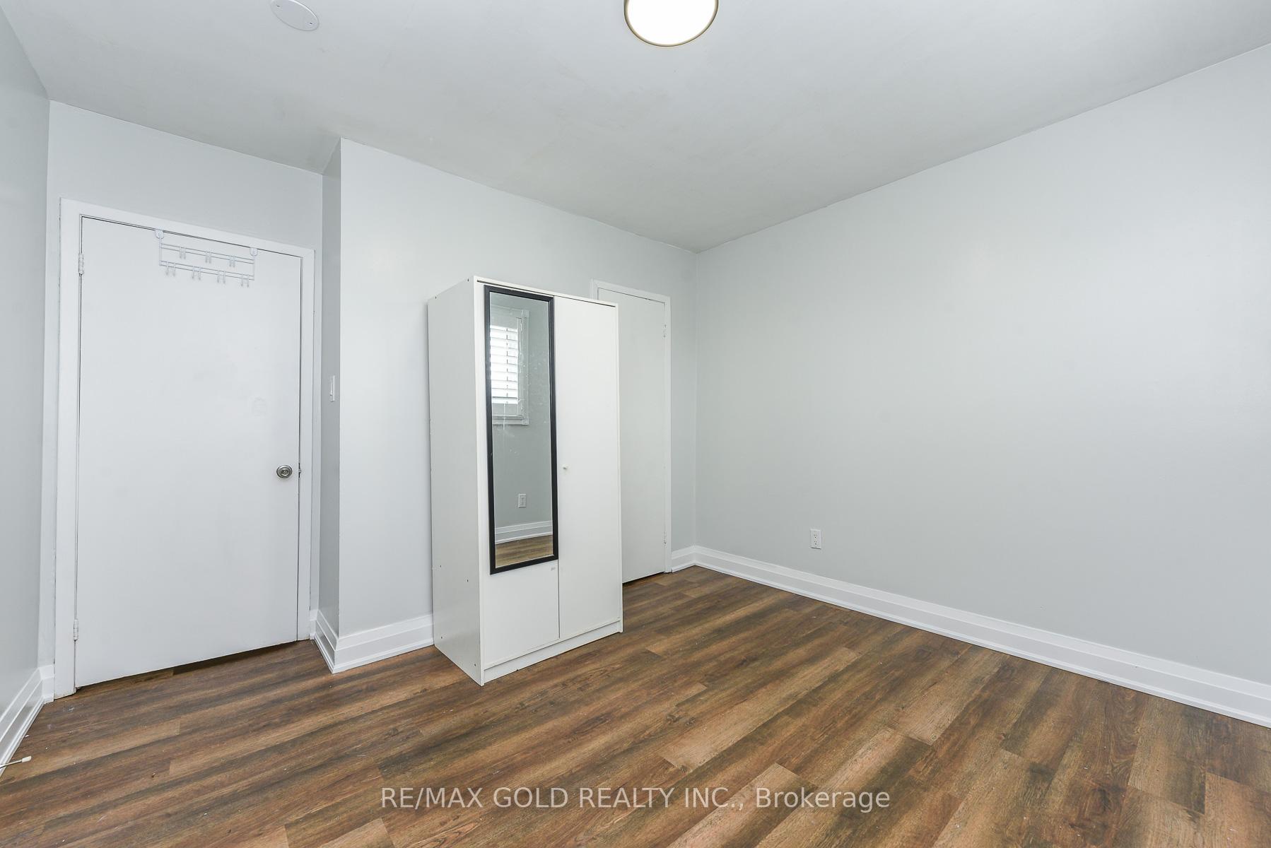 Photo 13 of 3773 Darla Drive, Mississauga, Malton — HOMEH