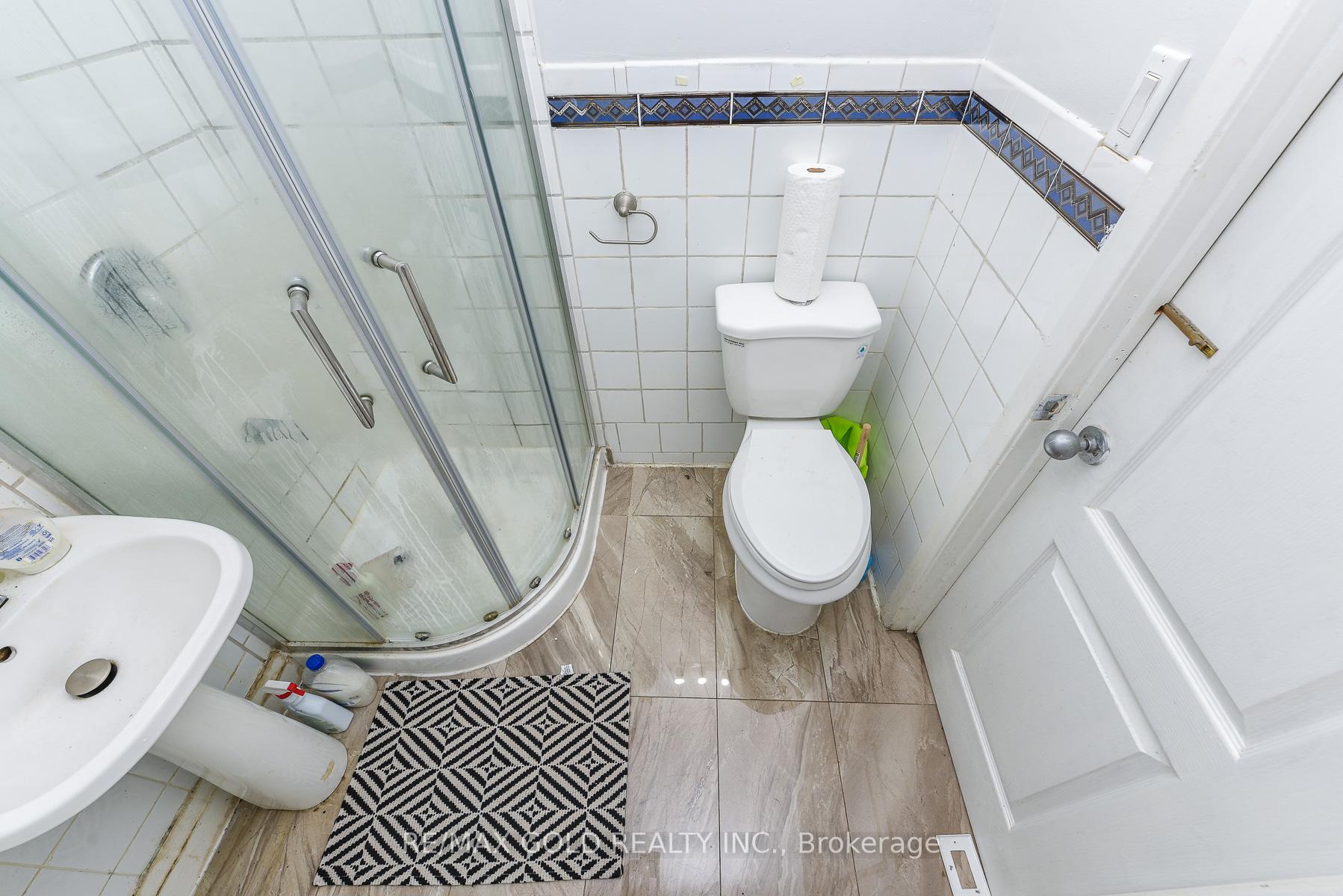 Photo 24 of 3773 Darla Drive, Mississauga, Malton — HOMEH